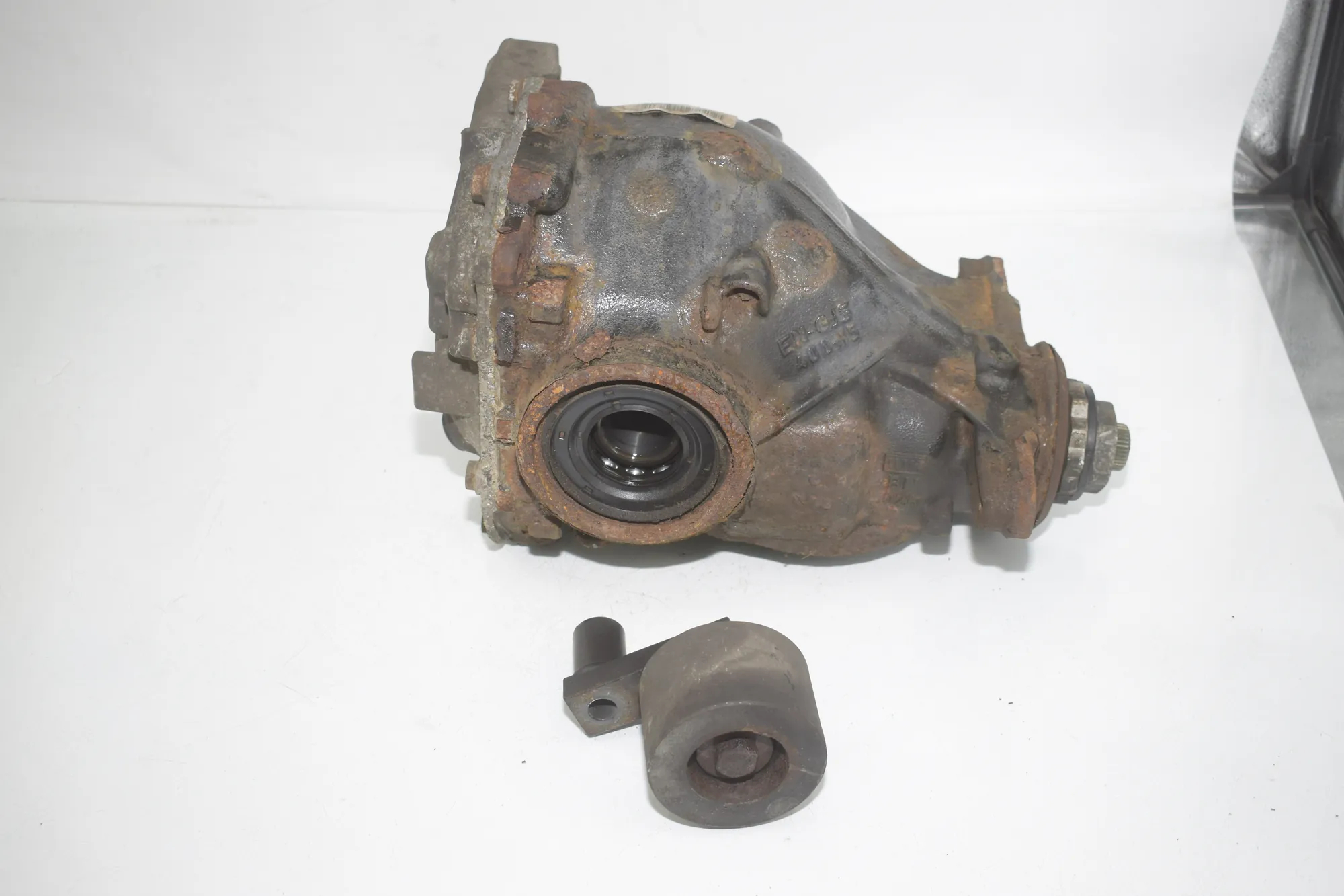 Rear Differential – OEM 7592013 · BMW X3 (F25) BMW X3 (F25) xDrive 30 d 2012