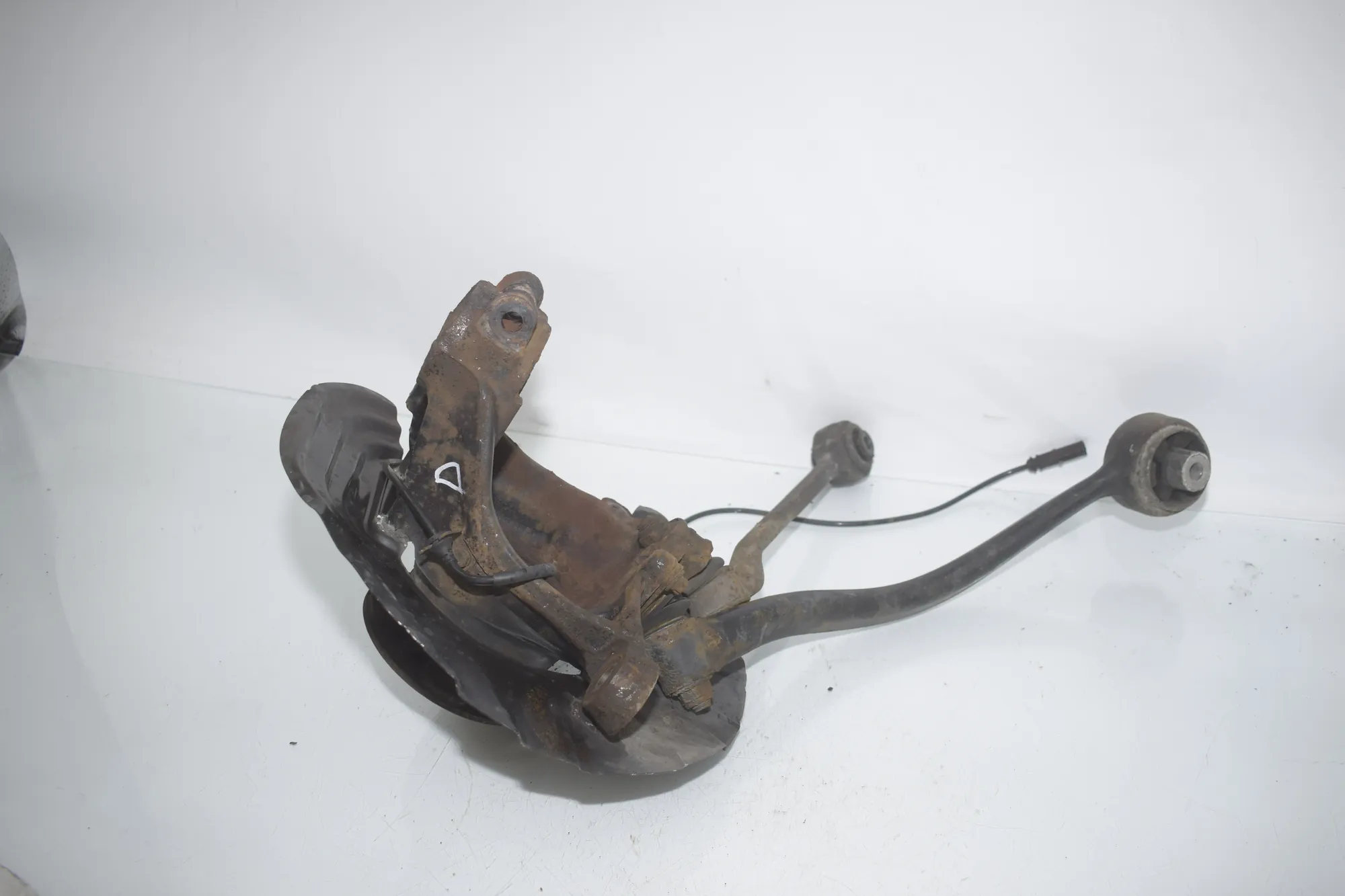 Front Right Wheel Hub – OEM 6855954 · BMW X3 (F25) BMW X3 (F25) xDrive 30 d 2012 – 4