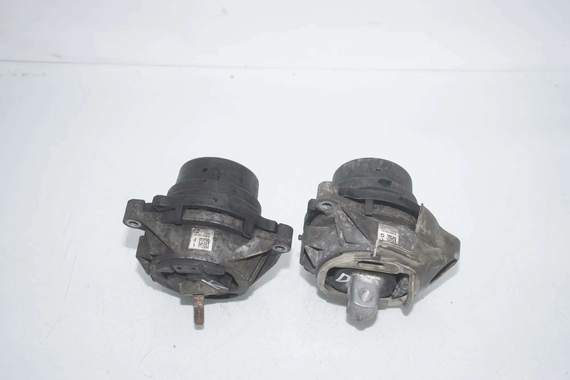 Right Side Engine Mount – OEM 6855721 · BMW X3 (F25) BMW X3 (F25) xDrive 30 d 2012