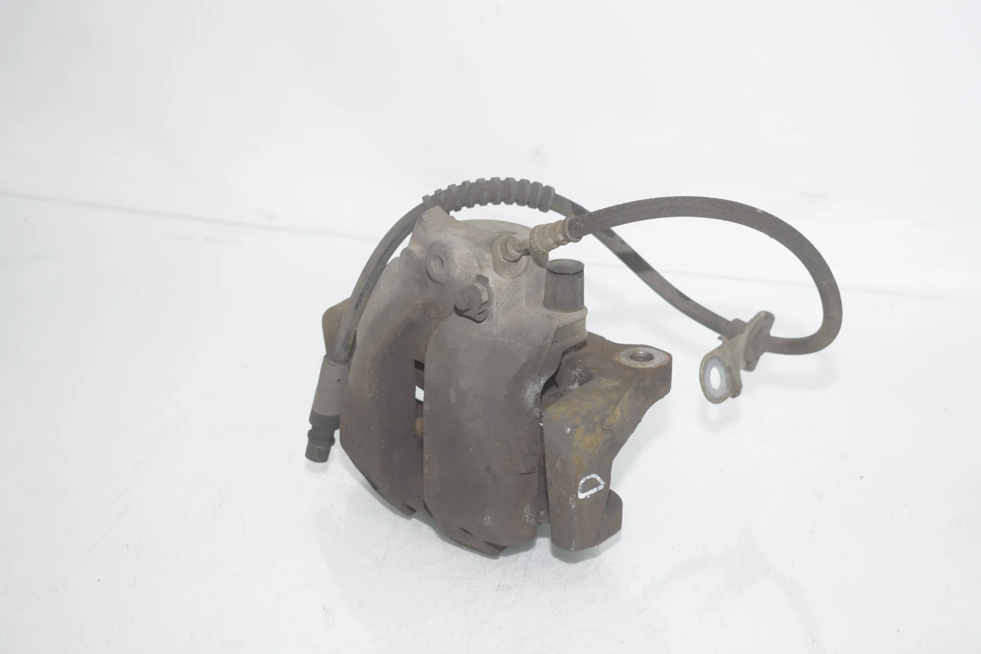 Front Right Brake Caliper – OEM 6790922 · BMW X3 (F25) BMW X3 (F25) xDrive 30 d 2012 – 4