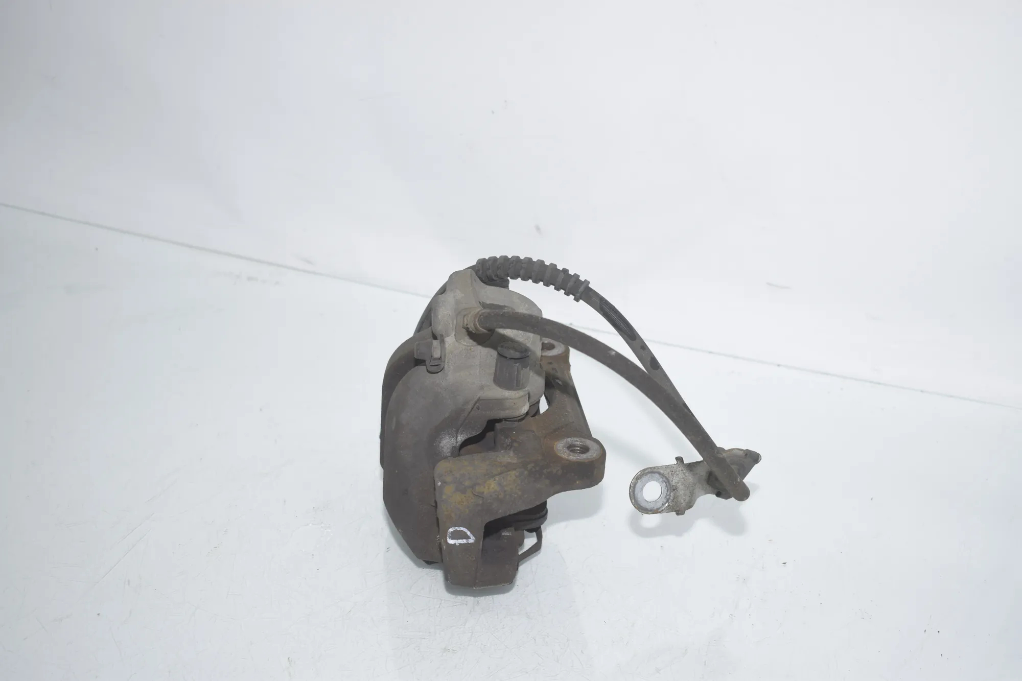 Front Right Brake Caliper – OEM 6790922 · BMW X3 (F25) BMW X3 (F25) xDrive 30 d 2012 – 2