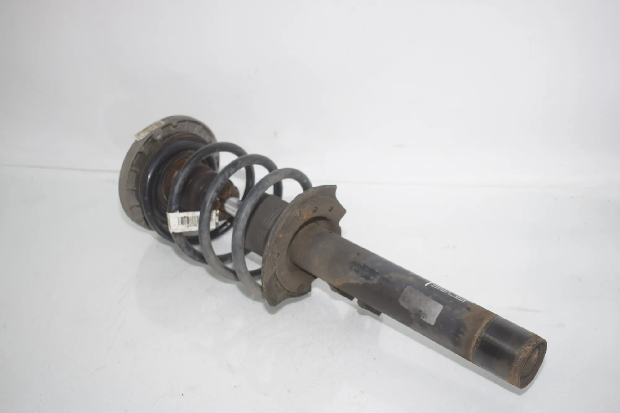 Front Right Shock Absorber – OEM 6796410 · BMW X3 (F25) BMW X3 (F25) xDrive 30 d 2012 – 2