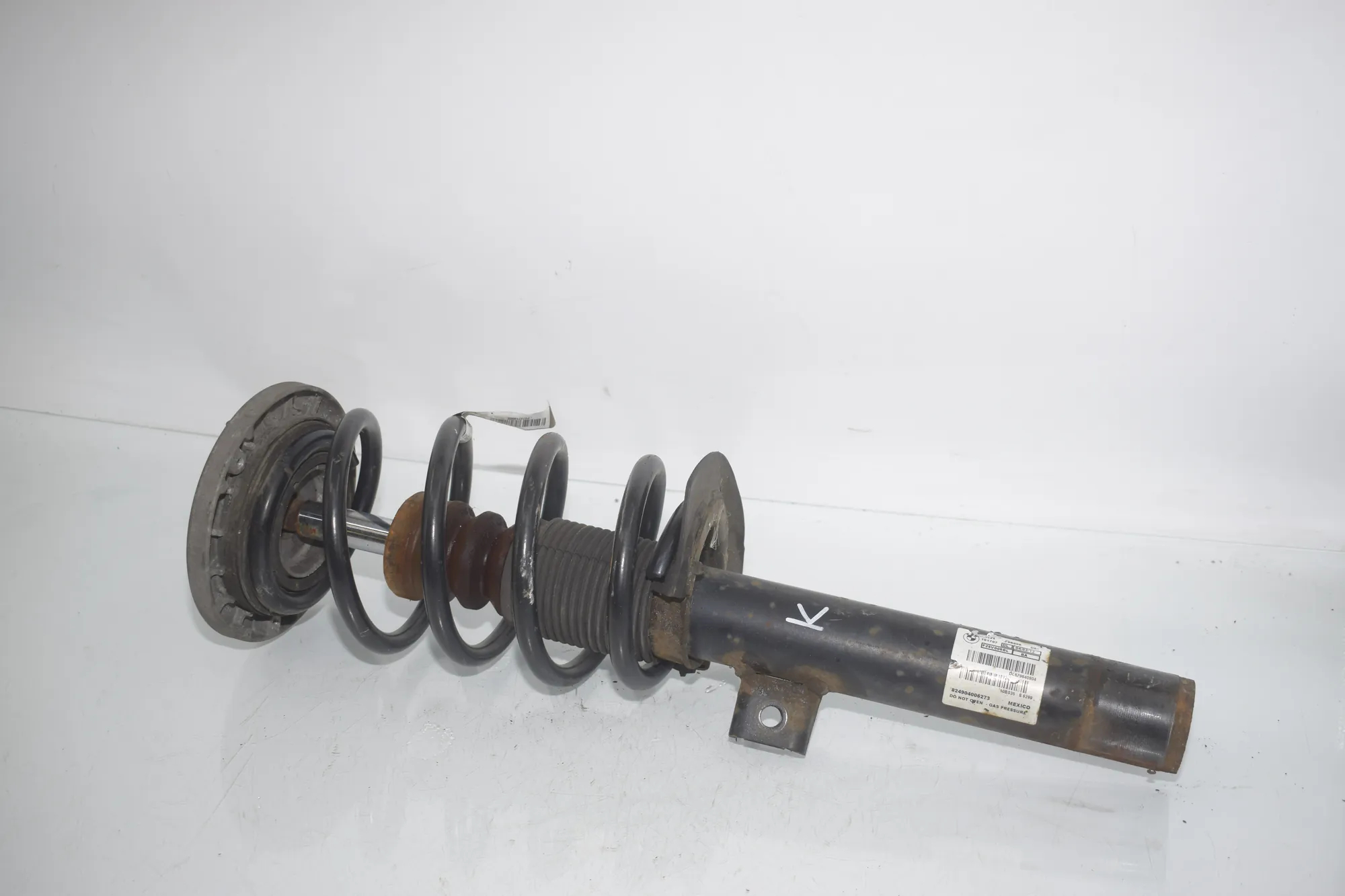 Front Left Shock Absorber – OEM 6796409 · BMW X3 (F25) BMW X3 (F25) xDrive 30 d 2012