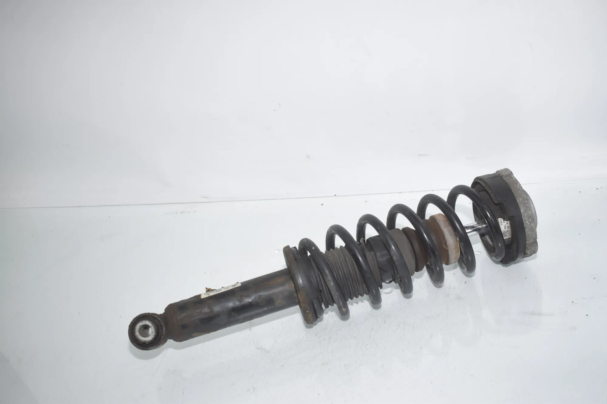 Rear Left Shock Absorber – OEM 6796317 · BMW X3 (F25) BMW X3 (F25) xDrive 30 d 2012 – 3