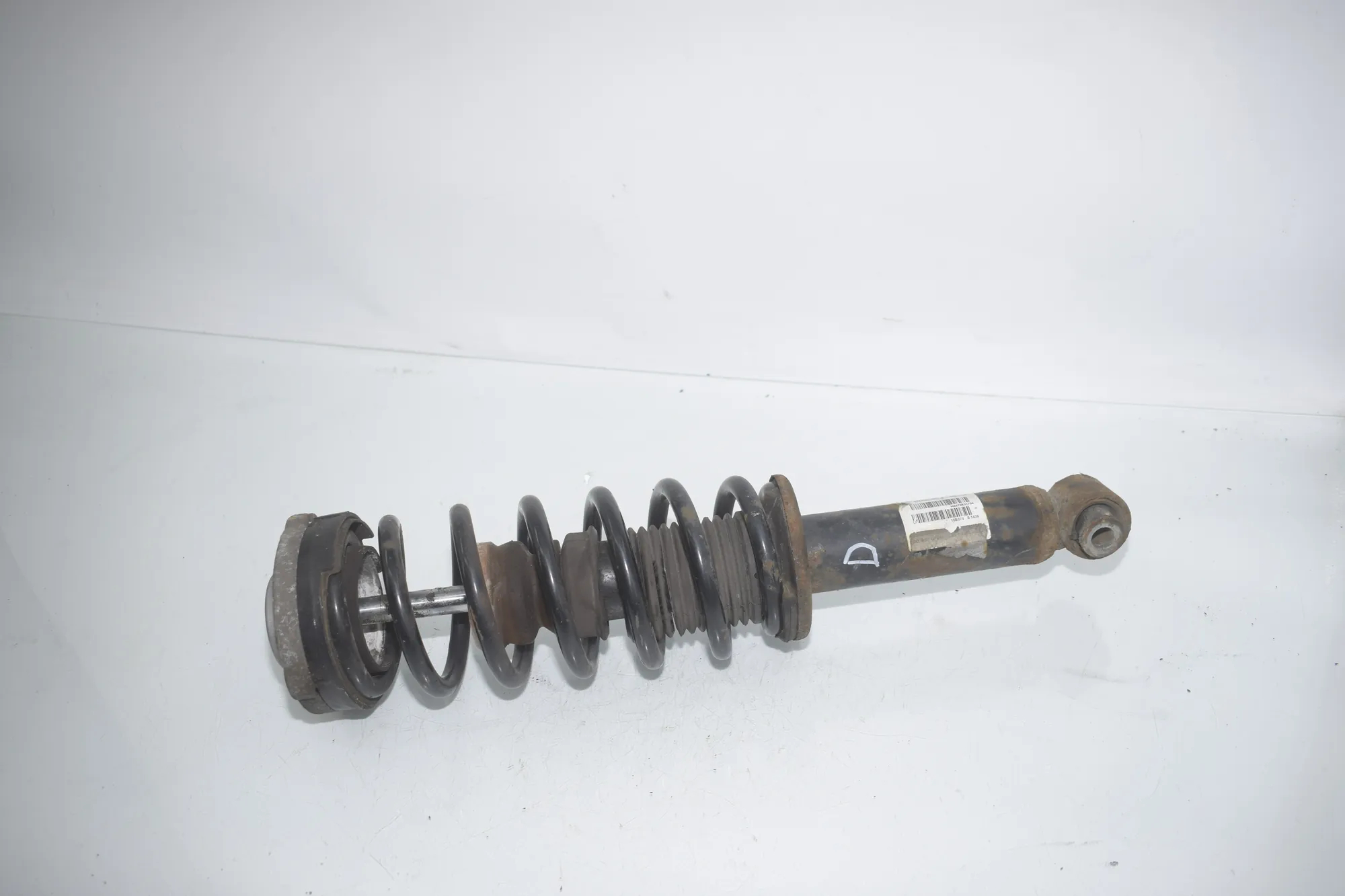 Rear Right Shock Absorber – OEM 6796317 · BMW X3 (F25) BMW X3 (F25) xDrive 30 d 2012