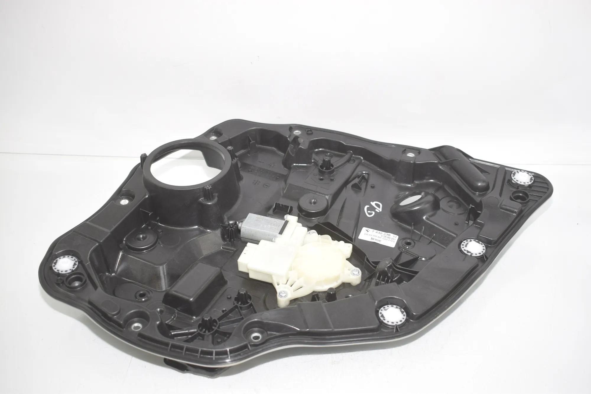 Rear Right Door Window Regulator – OEM 7432236 · BMW 3 Touring (G21) BMW 3 Touring (G21) 320 d Mild-Hybrid 2023 – 2