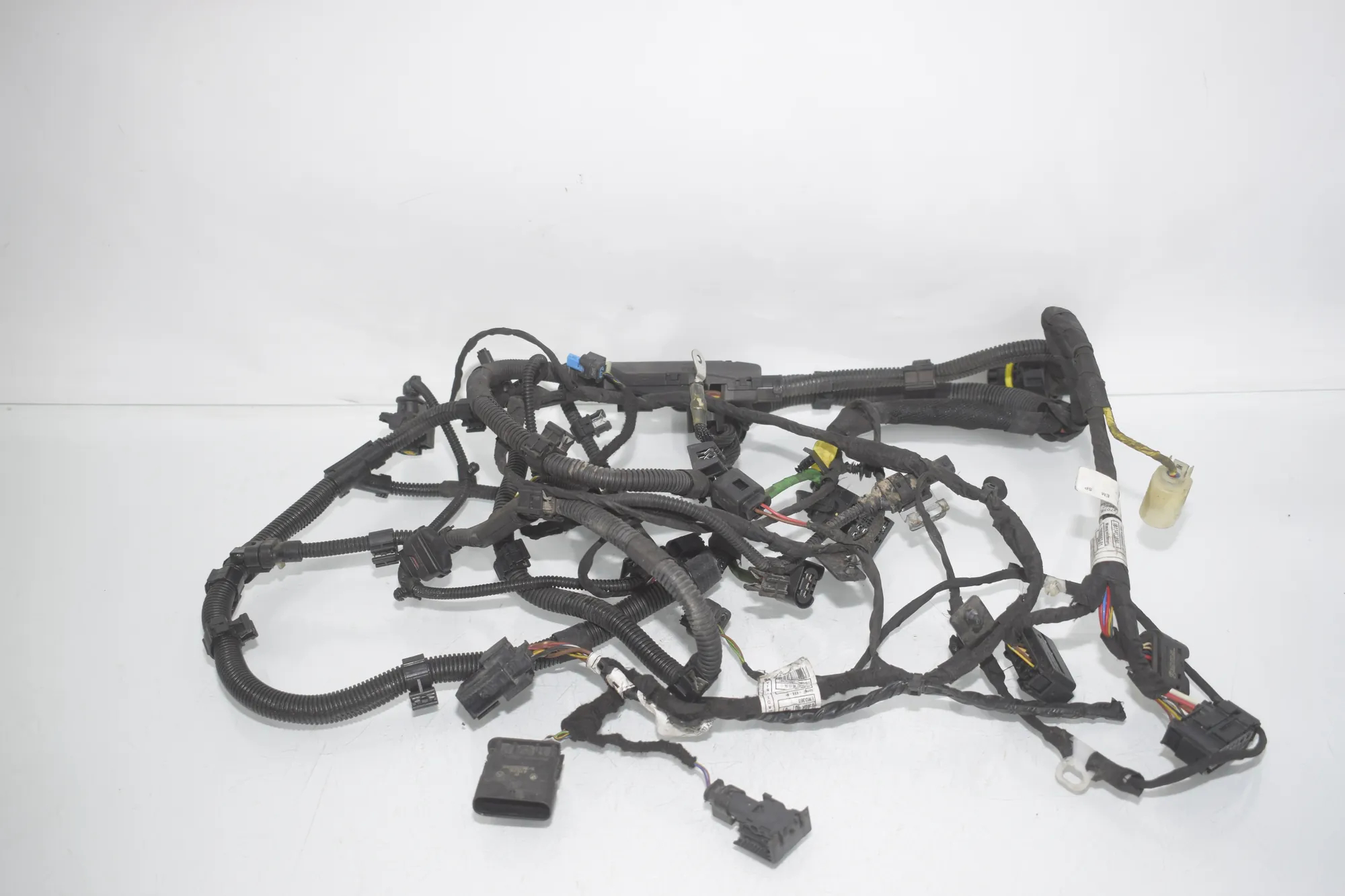 Engine Cable Harness – OEM 8490470 · BMW 3 Touring (G21) BMW 3 Touring (G21) 320 d Mild-Hybrid 2023