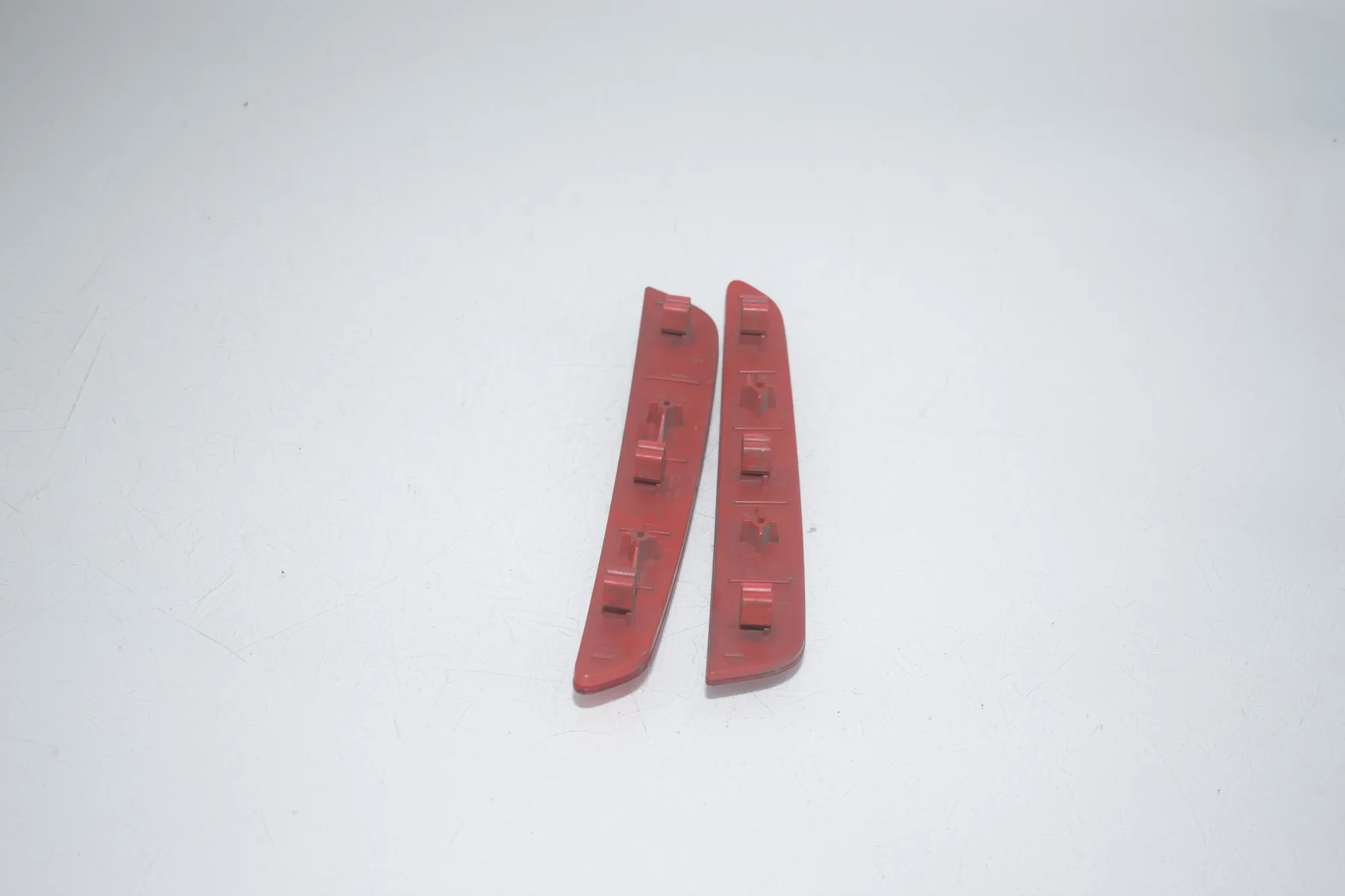Rear Left Bumper Reflector – OEM 5A23EB6 · BMW 3 Touring (G21) BMW 3 Touring (G21) 320 d Mild-Hybrid 2023 – 4