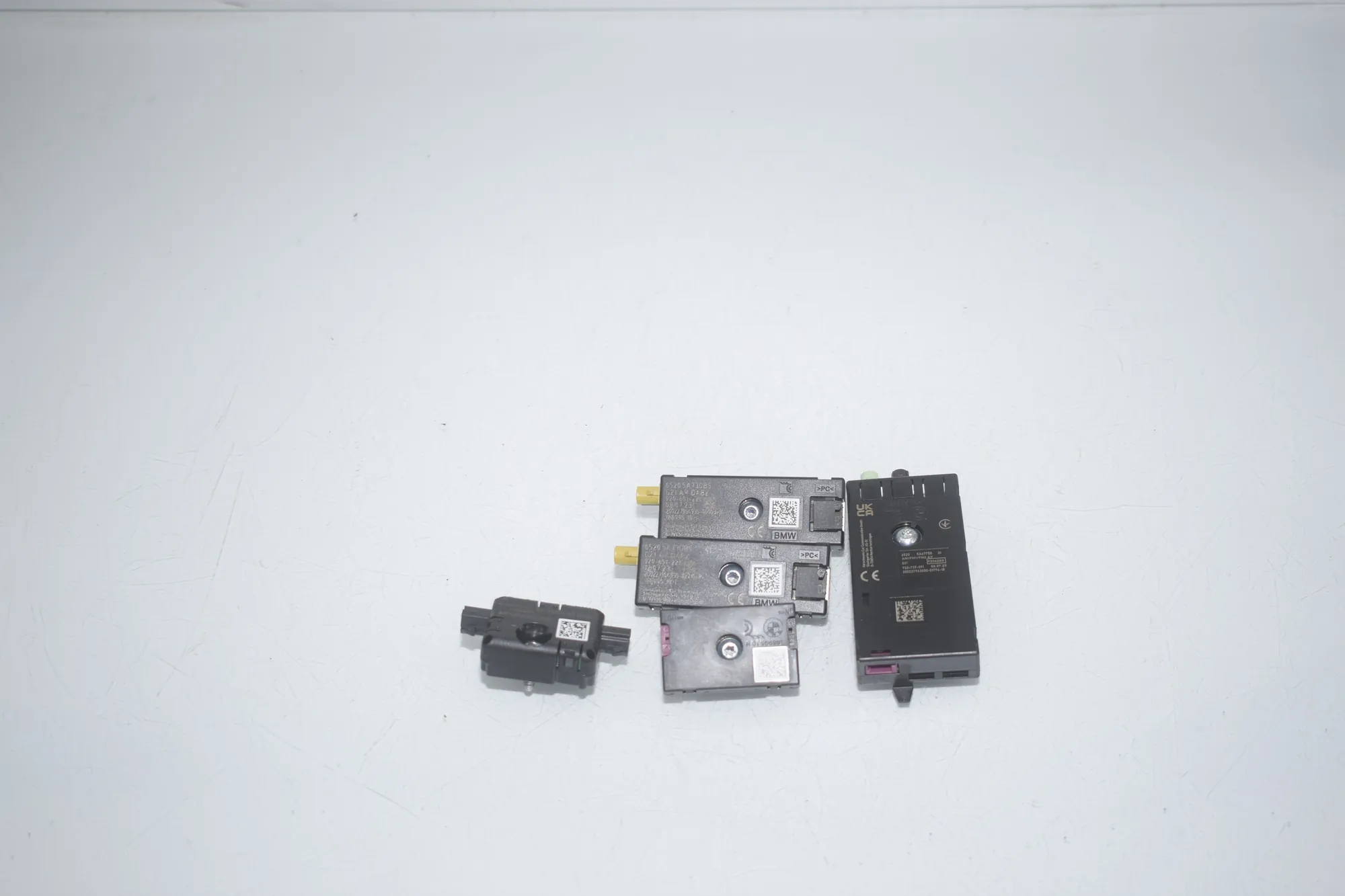 Antenna Amplifier – OEM 5A67758 · BMW 3 Touring (G21) BMW 3 Touring (G21) 320 d Mild-Hybrid 2023