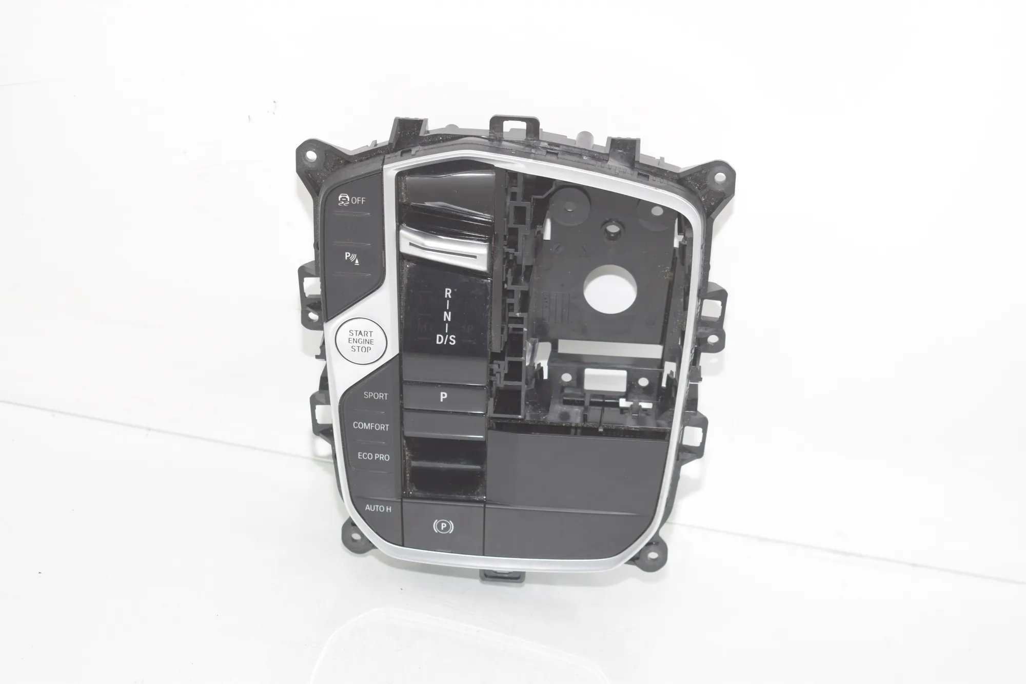 Gear Shifting Mechanism – OEM 5A6AEA0 · BMW 3 Touring (G21) BMW 3 Touring (G21) 320 d Mild-Hybrid 2023 – 4