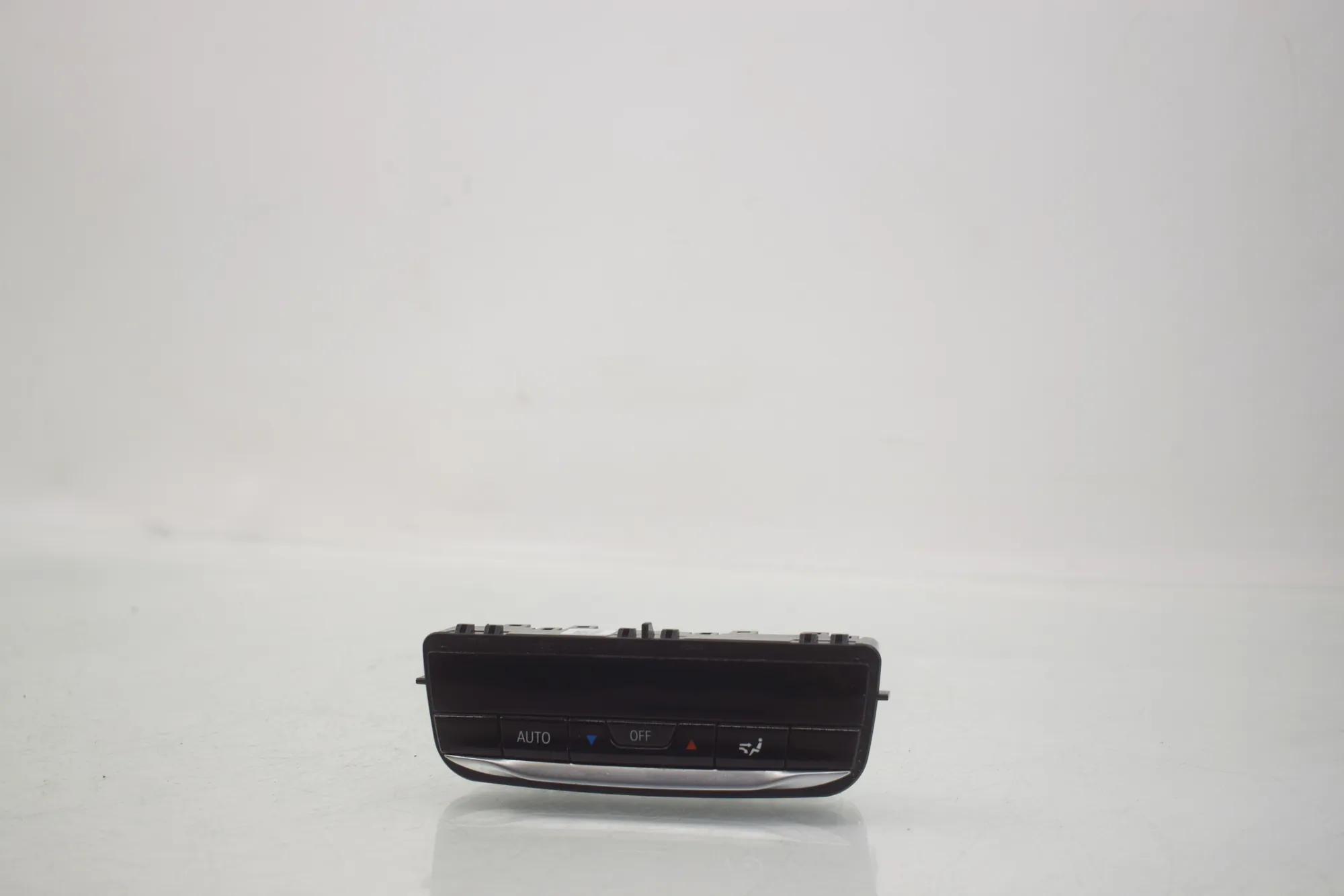 Climate Control Unit – OEM 5A3BBF4 · BMW 3 Touring (G21) BMW 3 Touring (G21) 320 d Mild-Hybrid 2023 – 2