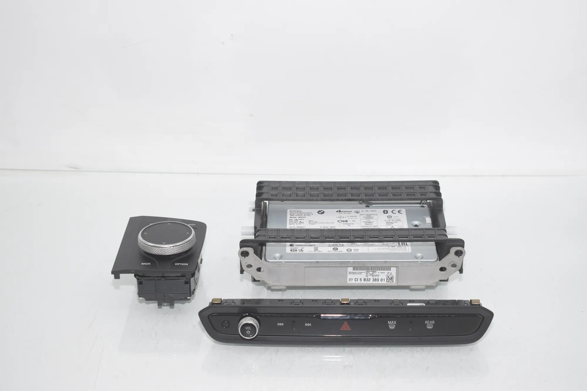 Navigation Control Unit – OEM 5A371C4 · BMW 3 Touring (G21) BMW 3 Touring (G21) 320 d Mild-Hybrid 2023 – 3