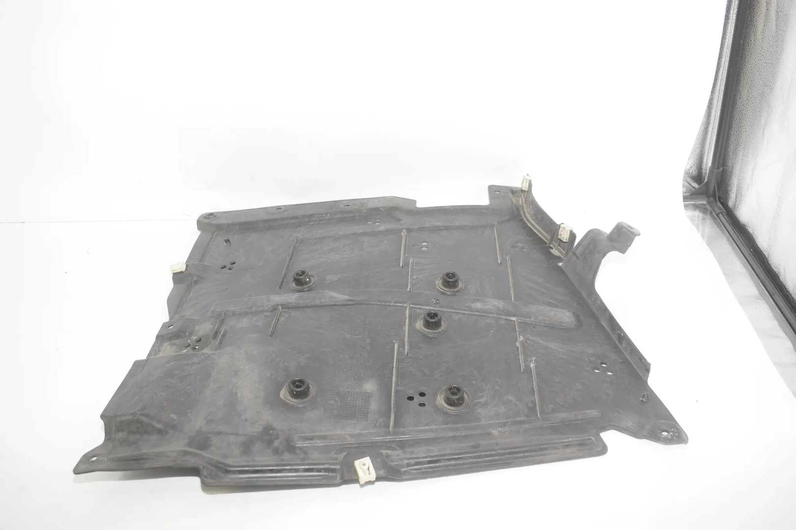 Right Side Underbody Cover – OEM 7435570 · BMW 3 Touring (G21) (2019 - -) 320 d Mild-Hybrid 2024 – 2