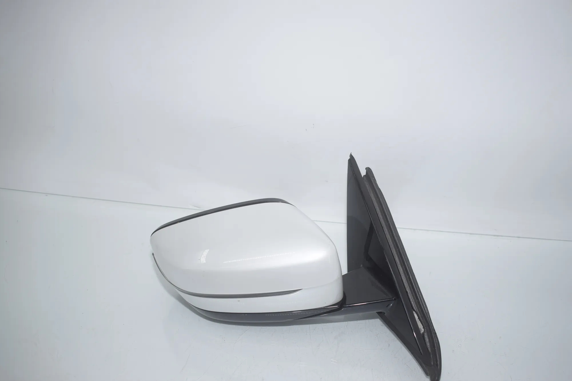 Right Side Wing Mirror – OEM 5B4B392 · BMW 3 Touring (G21) BMW 3 Touring (G21) 320 d Mild-Hybrid 2023 – 3