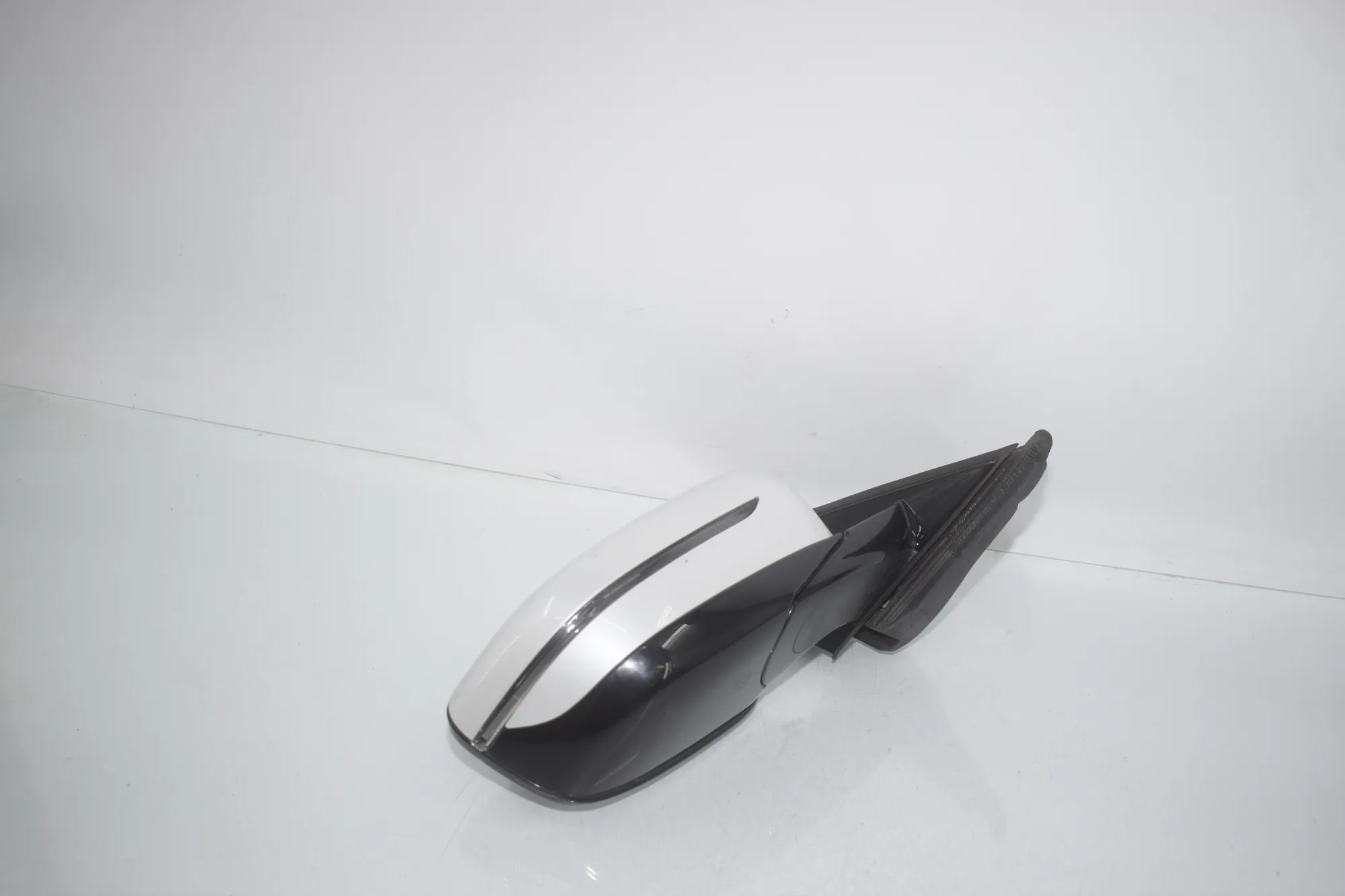 Right Side Wing Mirror – OEM 5B4B392 · BMW 3 Touring (G21) BMW 3 Touring (G21) 320 d Mild-Hybrid 2023 – 4