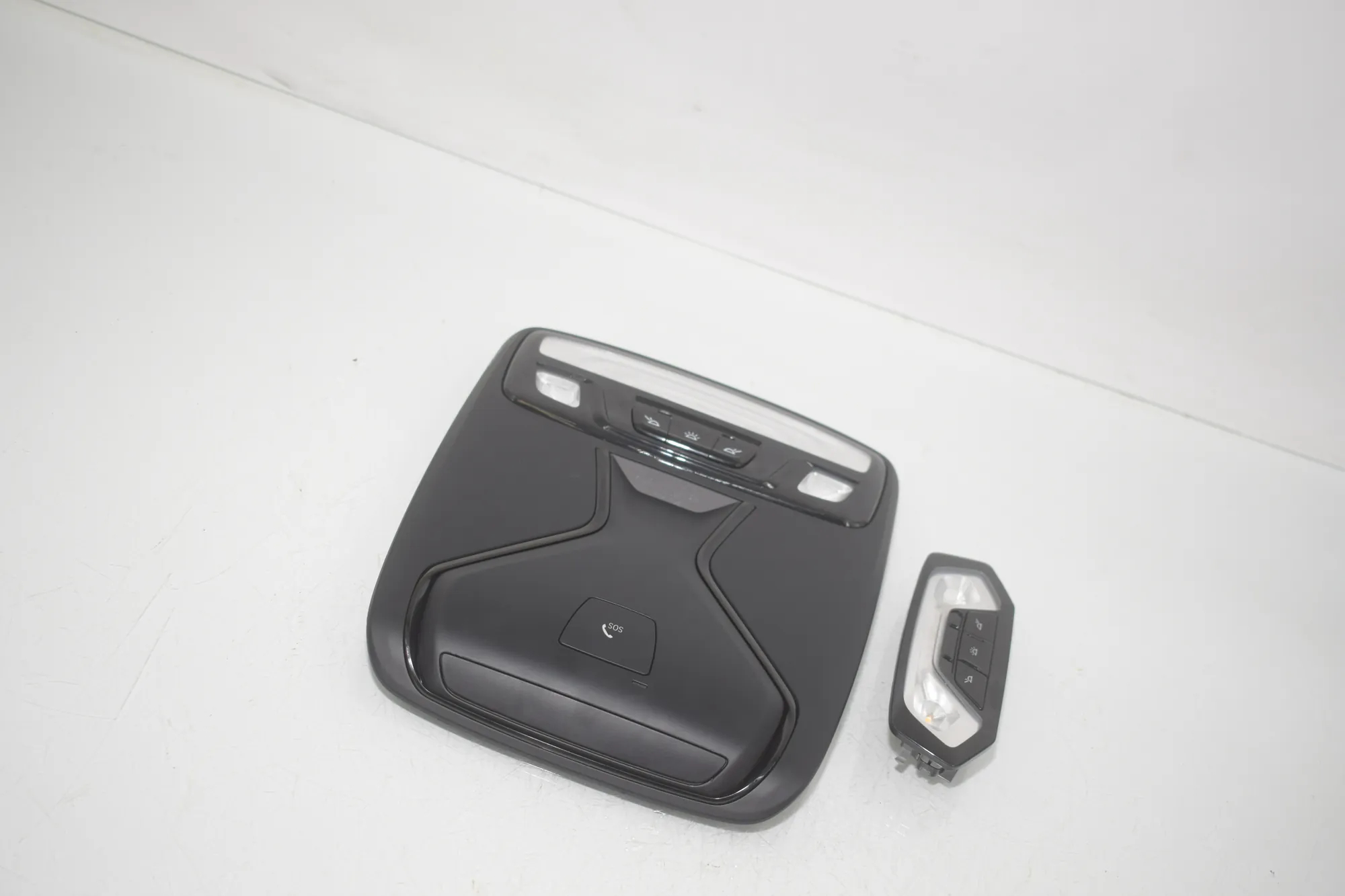 Interior Lighting – OEM 6829010 · BMW 3 Touring (G21) BMW 3 Touring (G21) 320 d Mild-Hybrid 2023