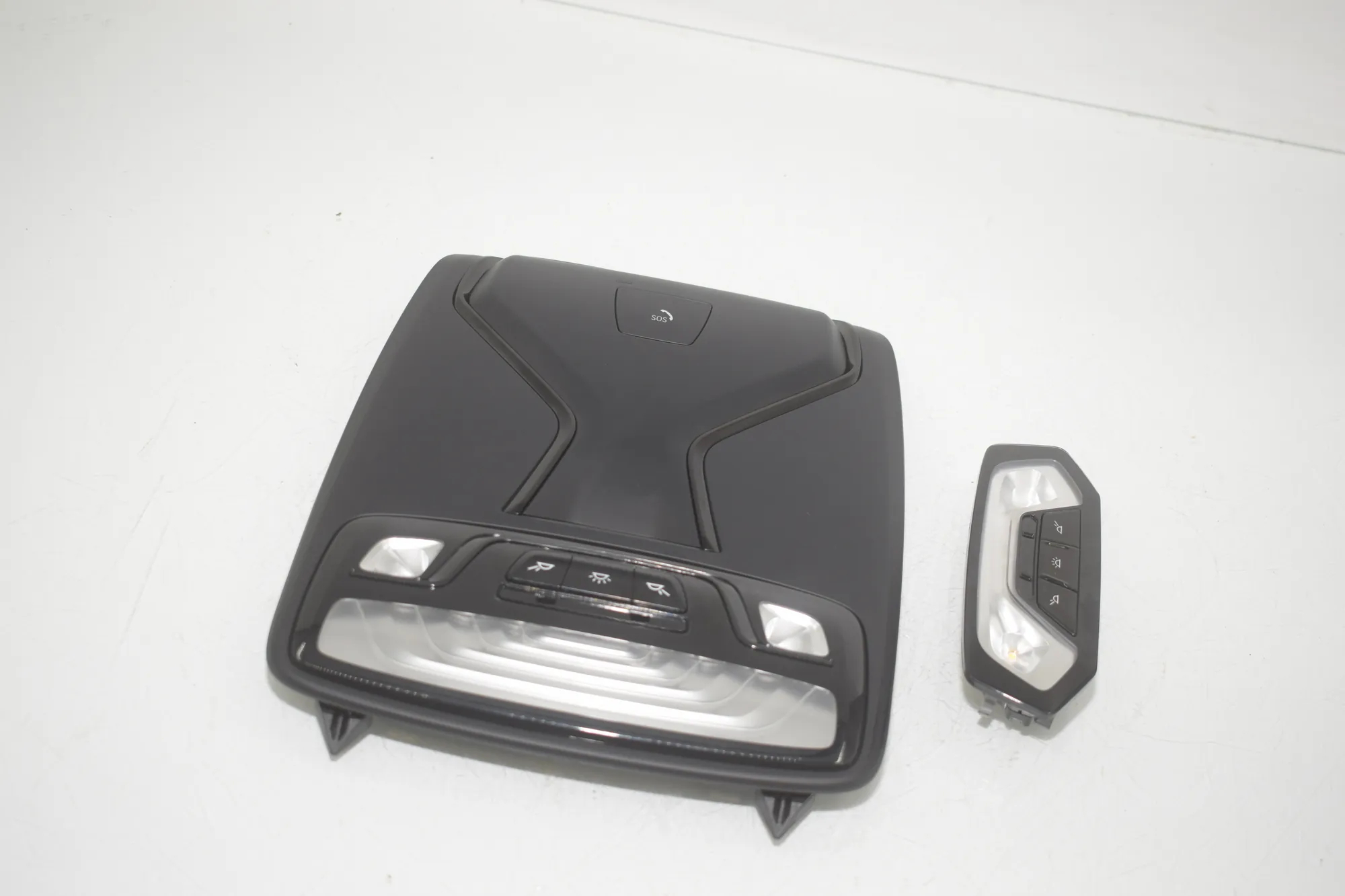 Interior Lighting – OEM 6829010 · BMW 3 Touring (G21) BMW 3 Touring (G21) 320 d Mild-Hybrid 2023 – 3