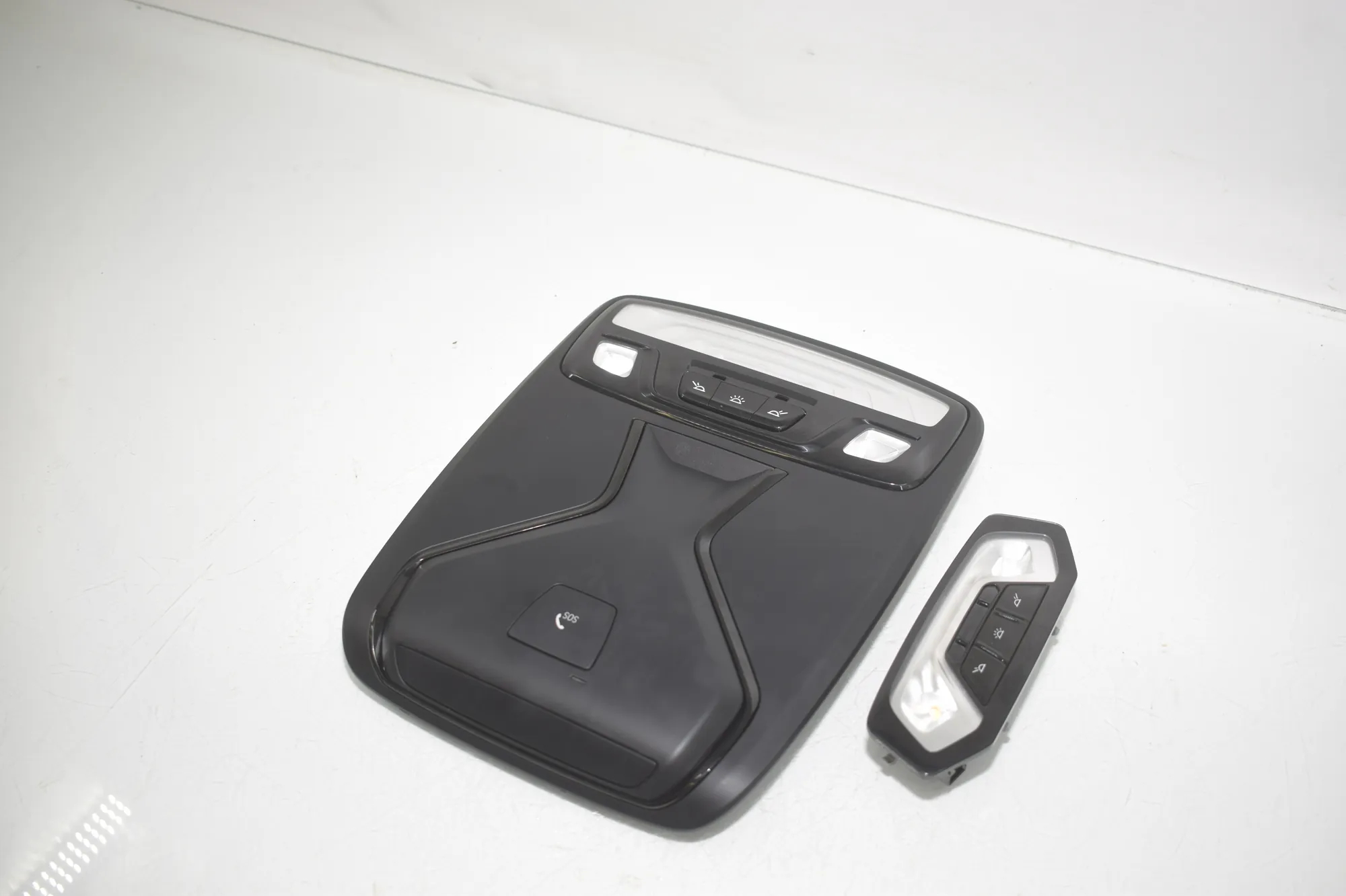 Interior Lighting – OEM 6829010 · BMW 3 Touring (G21) BMW 3 Touring (G21) 320 d Mild-Hybrid 2023 – 2