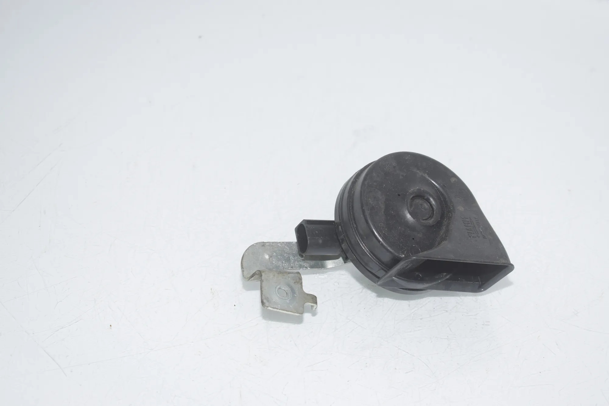 Horn Signal – OEM 7492206 · BMW 3 Touring (G21) BMW 3 Touring (G21) 320 d Mild-Hybrid 2023 – 2