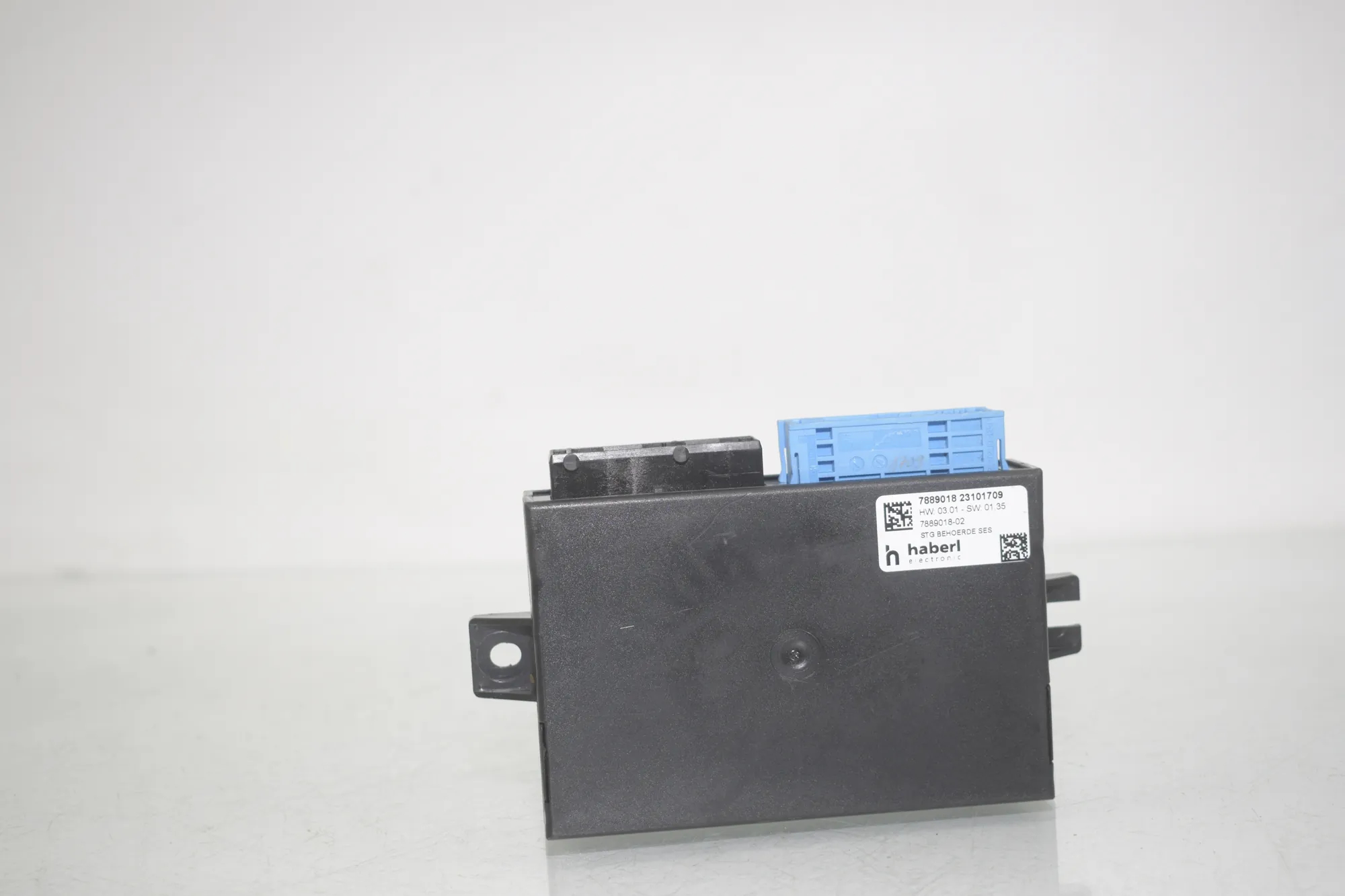 Other Control Units – OEM 7889018 · BMW 3 Touring (G21) BMW 3 Touring (G21) 320 d Mild-Hybrid 2023 – 4