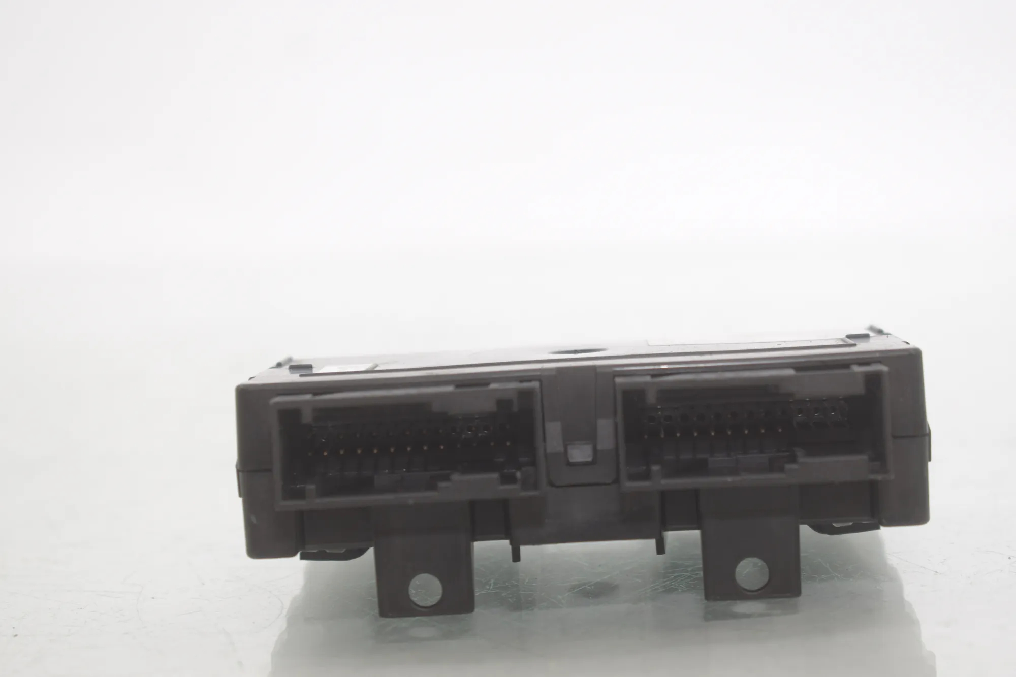 Other Control Units – OEM 5B33718 · BMW 3 Touring (G21) BMW 3 Touring (G21) 320 d Mild-Hybrid 2023 – 3