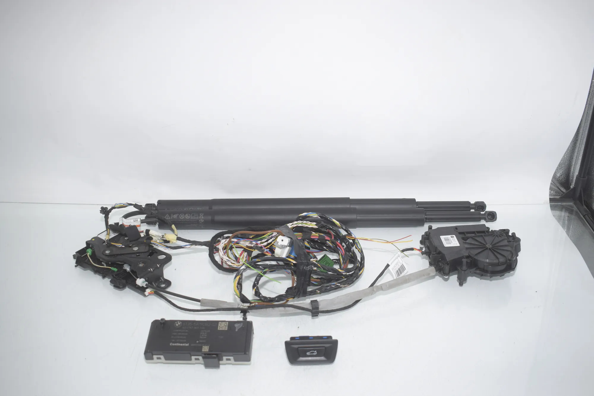 Electric Tailgate Opening Kit – OEM 5A19DB2 · BMW 3 Touring (G21) BMW 3 Touring (G21) 320 d Mild-Hybrid 2023 – 3