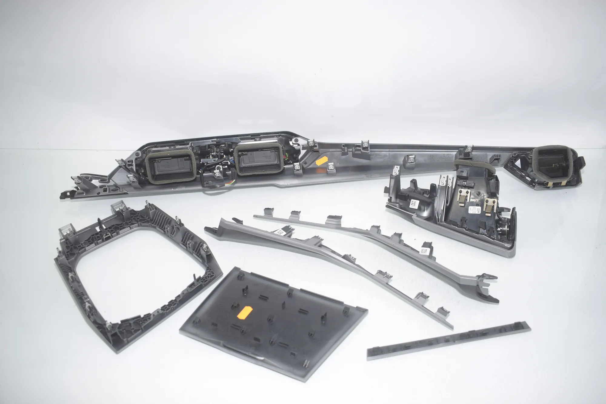 Interior Trim Strips Kit – OEM 6805796 · BMW 3 Touring (G21) BMW 3 Touring (G21) 320 d Mild-Hybrid 2023 – 4