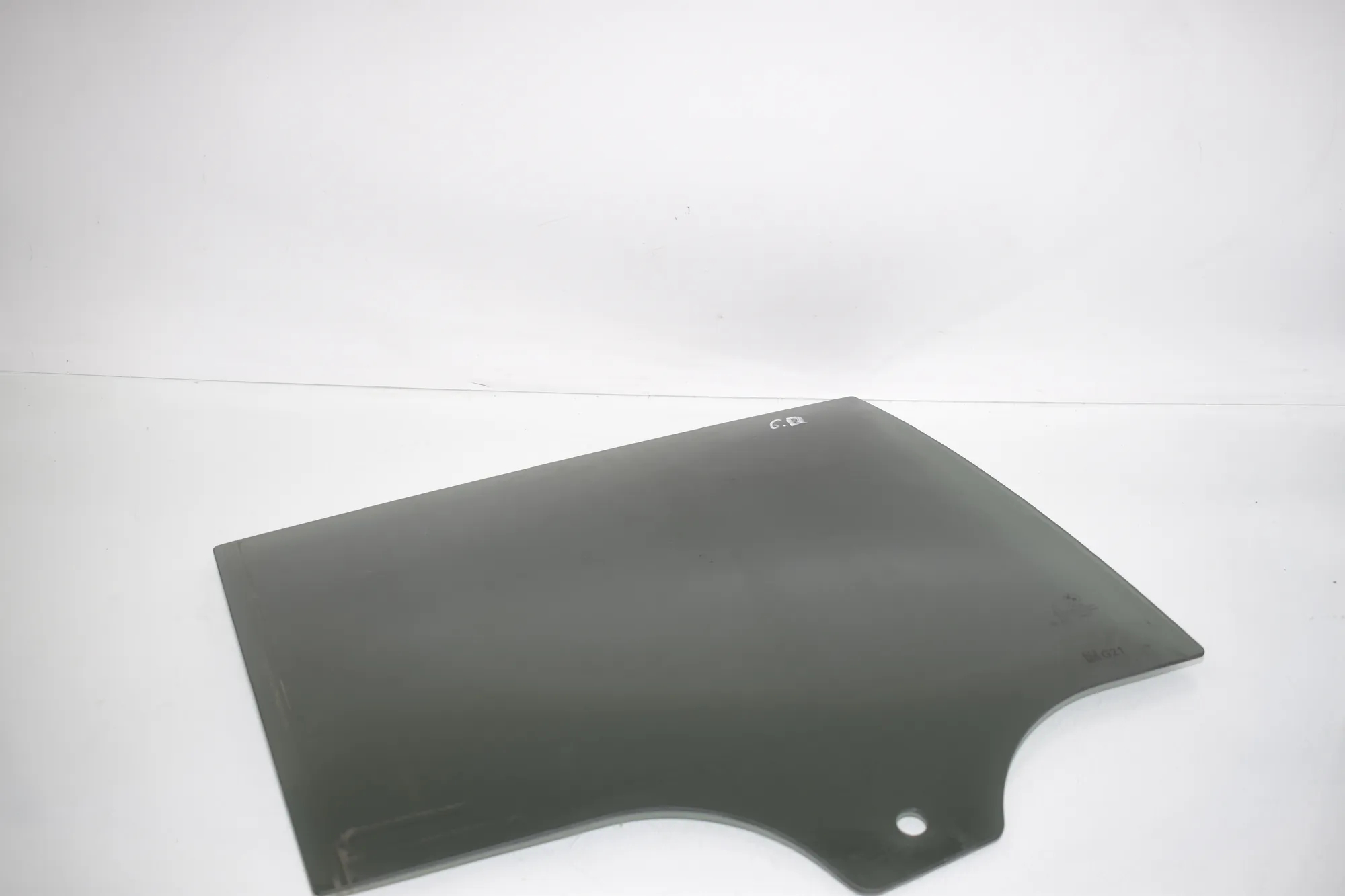 Rear Right Door Window – OEM 8496662 · BMW 3 Touring (G21) BMW 3 Touring (G21) 320 d Mild-Hybrid 2023 – 2