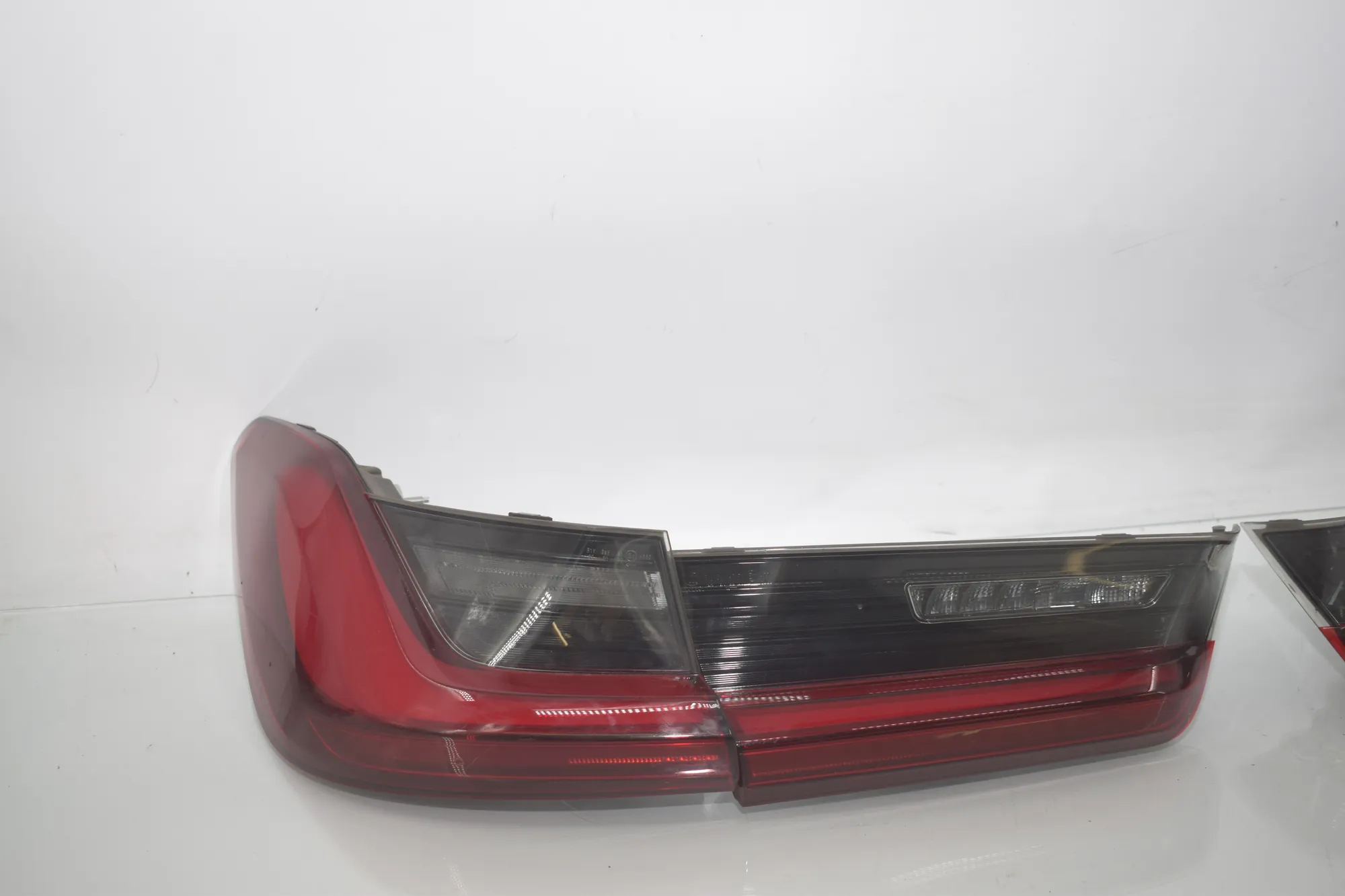 Rear Tail Light Set – OEM 5A3BC58 · BMW 3 Touring (G21) BMW 3 Touring (G21) 320 d Mild-Hybrid 2023 – 6