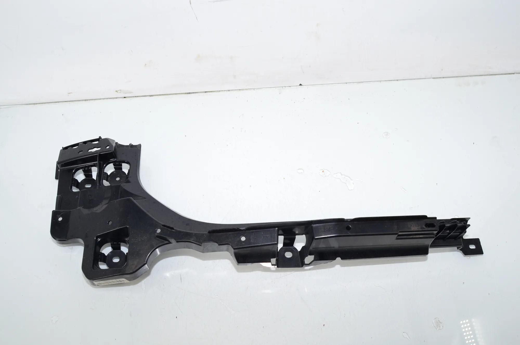 Rear Left Bumper Bracket – OEM 5A1CC61 · BMW 3 Touring (G21) (2019 - -) 320 d Mild-Hybrid 2024