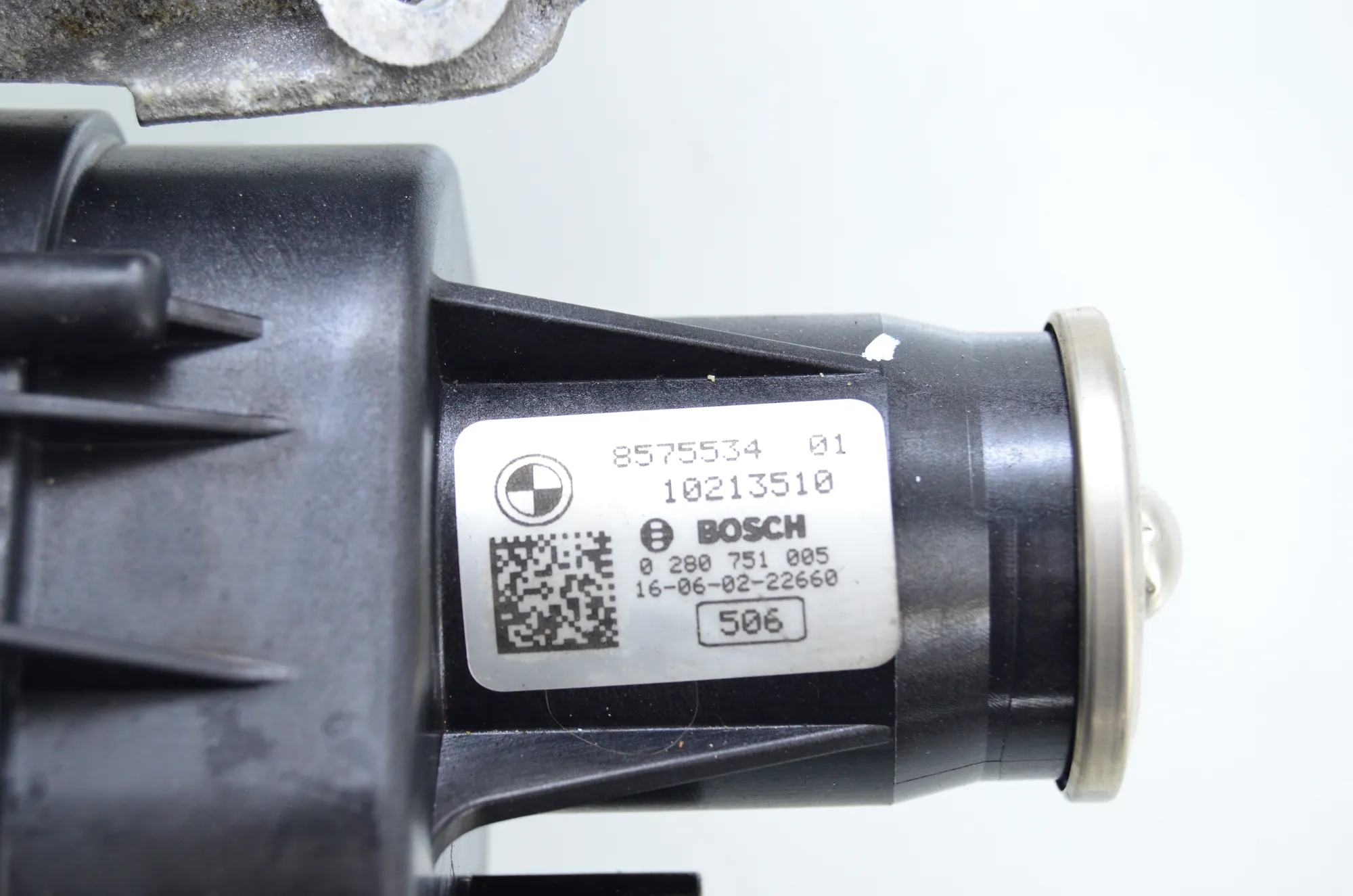 Intake Manifold – OEM 8575696 · BMW 7 (G11, G12) BMW 7 (G11, G12) 750 d, Ld xDrive 2016 – 5