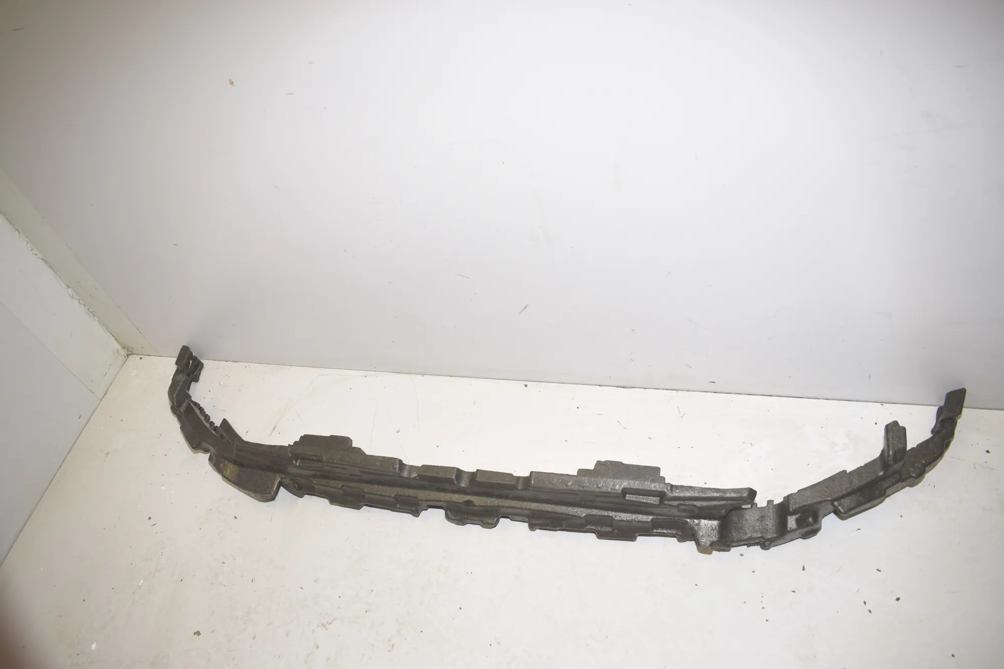 Front Bumper Foam – OEM 5A09B73 · BMW X1 (U11) BMW X1 (U11) BMW X1 (U11) sDrive 18 i 2022 – 3