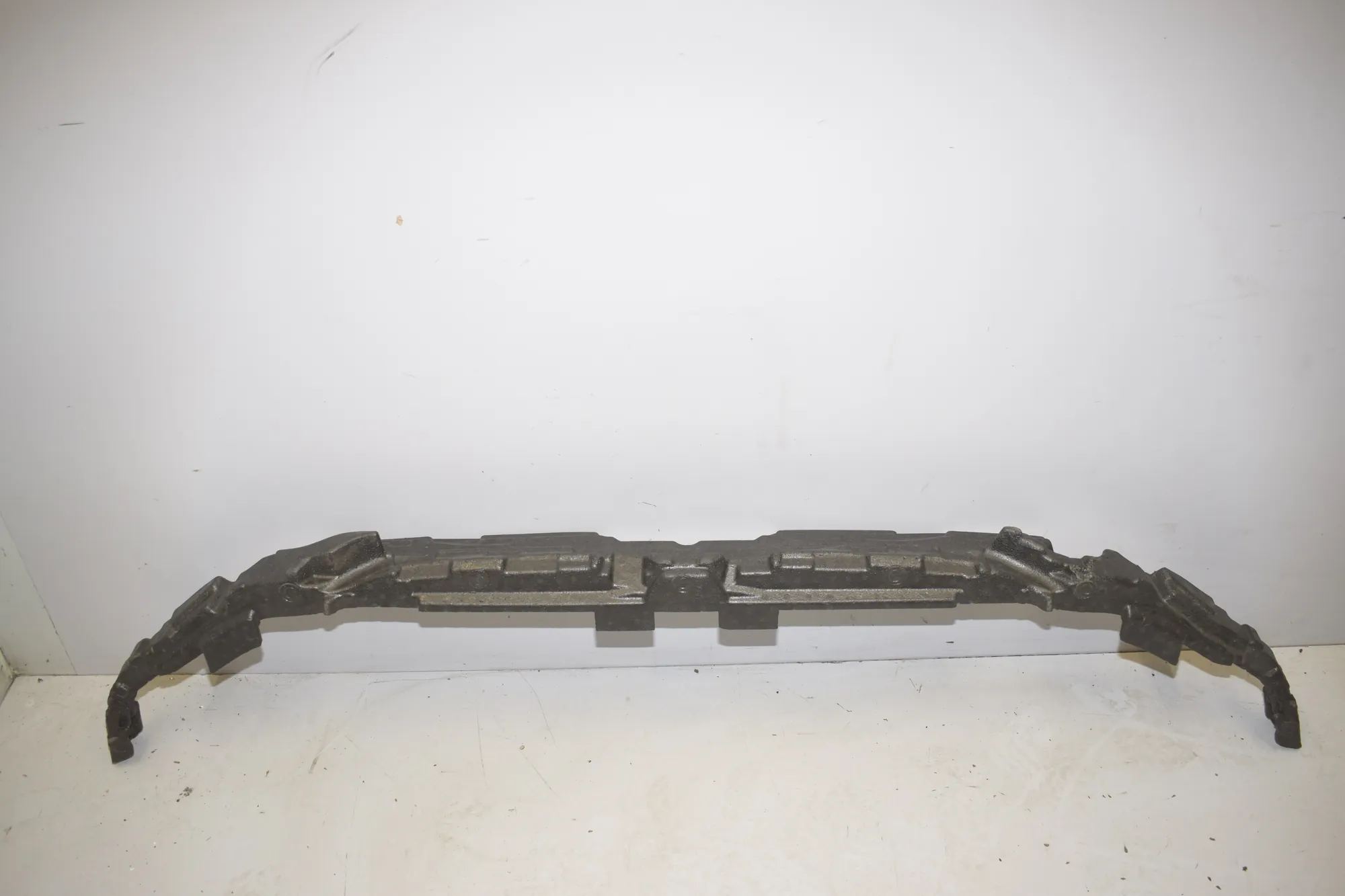 Front Bumper Foam – OEM 5A09B73 · BMW X1 (U11) BMW X1 (U11) BMW X1 (U11) sDrive 18 i 2022