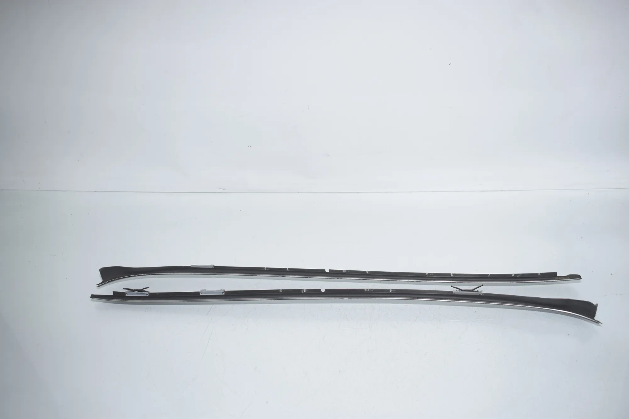 Front Windshield Trim – OEM 7286179 · BMW X3 (F25) BMW X3 (F25) xDrive 30 d 2012 – 3