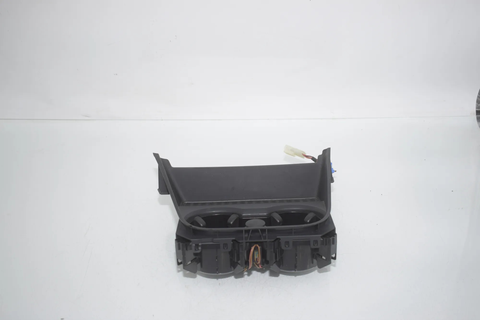 Cup Holder – OEM 9184498 · BMW X3 (F25) BMW X3 (F25) xDrive 30 d 2012