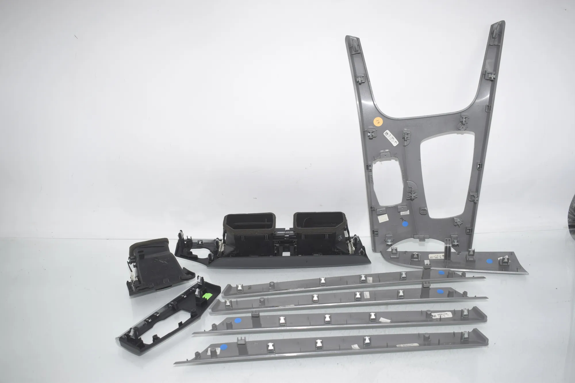 Interior Trim Strips Kit – OEM 9184481 · BMW X3 (F25) BMW X3 (F25) xDrive 30 d 2012 – 5