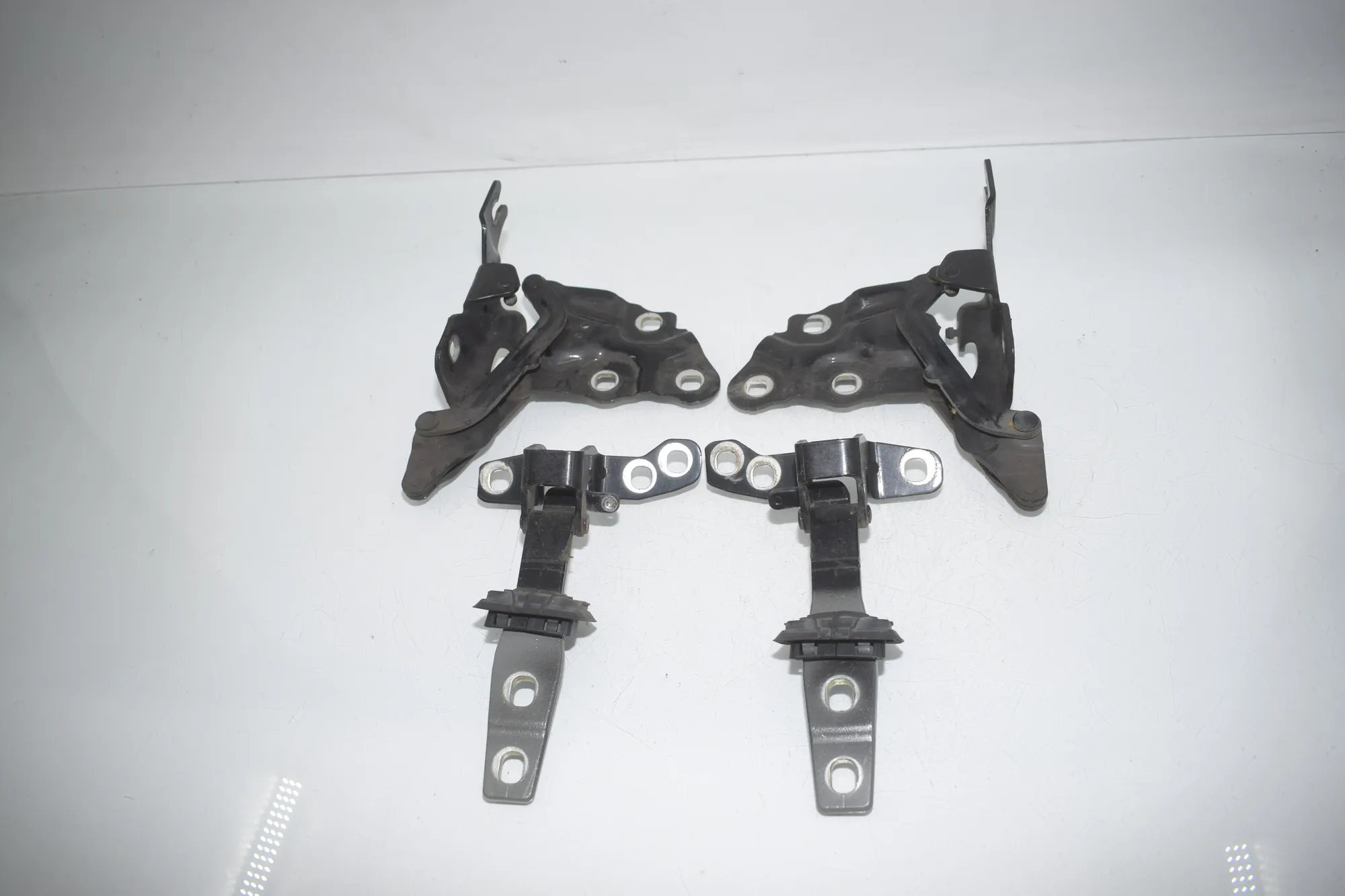 Bonnet Hood Hinge Set – OEM 7210729 · BMW X3 (F25) BMW X3 (F25) xDrive 30 d 2012