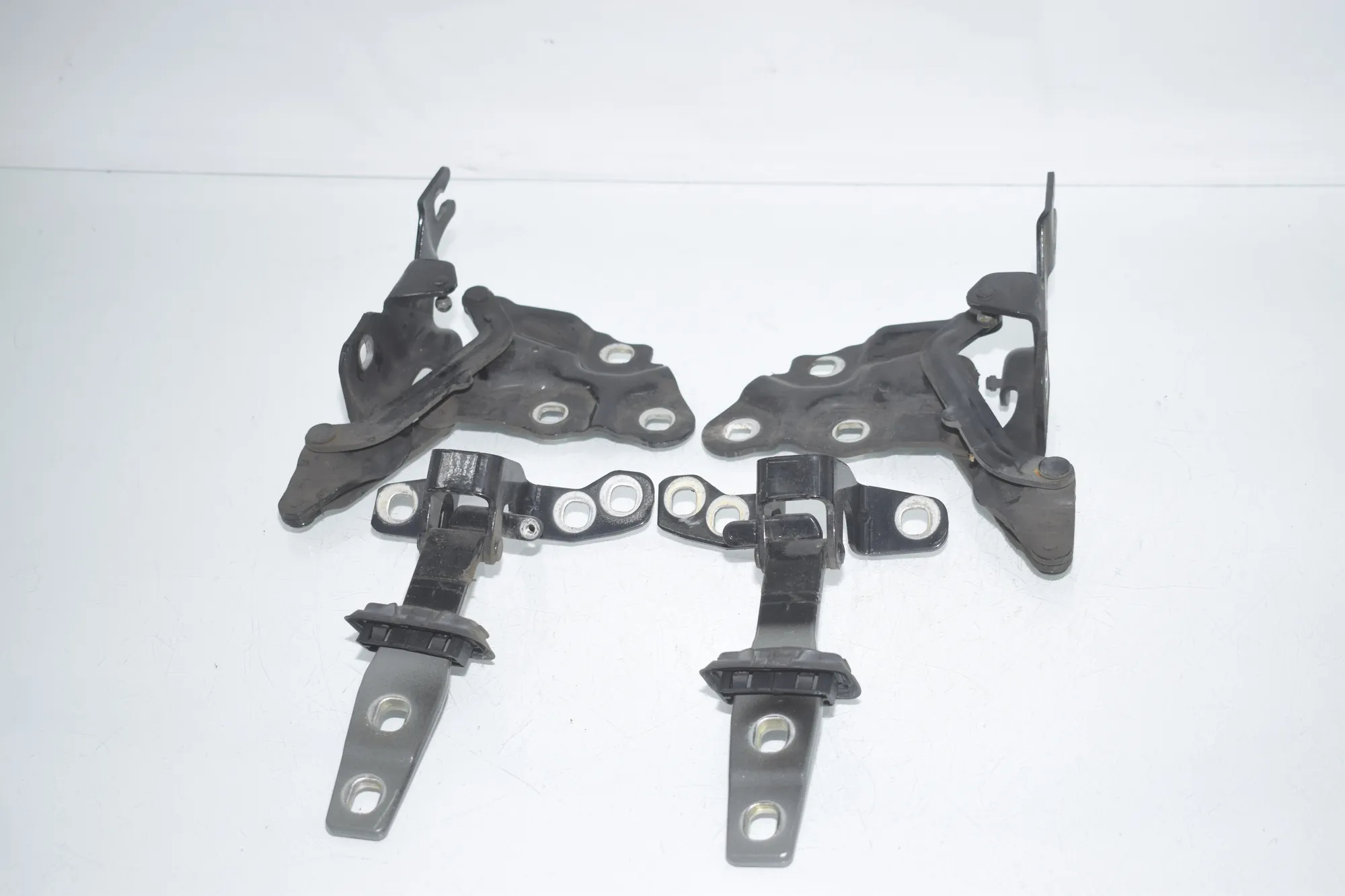 Bonnet Hood Hinge Set – OEM 7210729 · BMW X3 (F25) BMW X3 (F25) xDrive 30 d 2012 – 4
