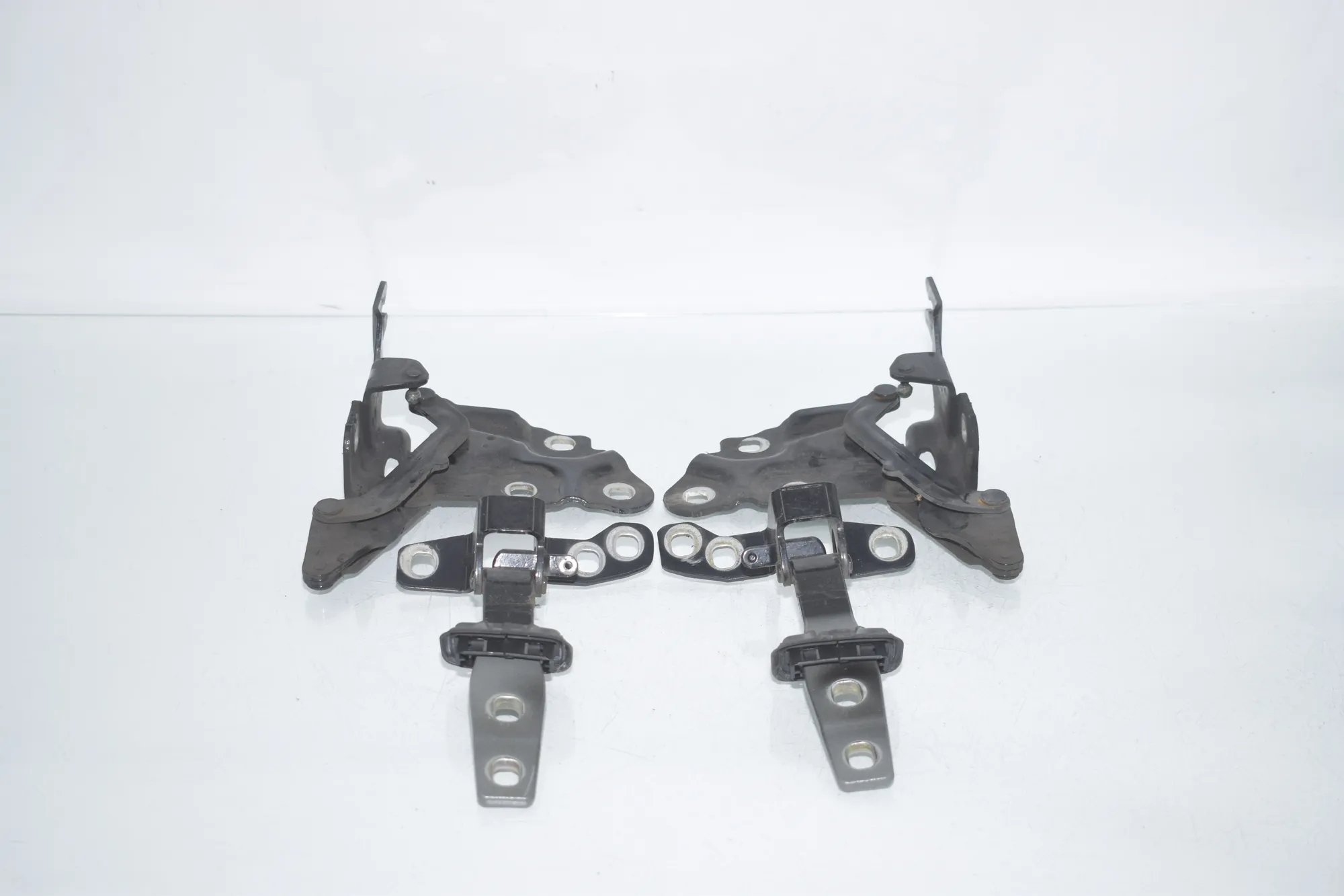 Bonnet Hood Hinge Set – OEM 7210729 · BMW X3 (F25) BMW X3 (F25) xDrive 30 d 2012 – 3