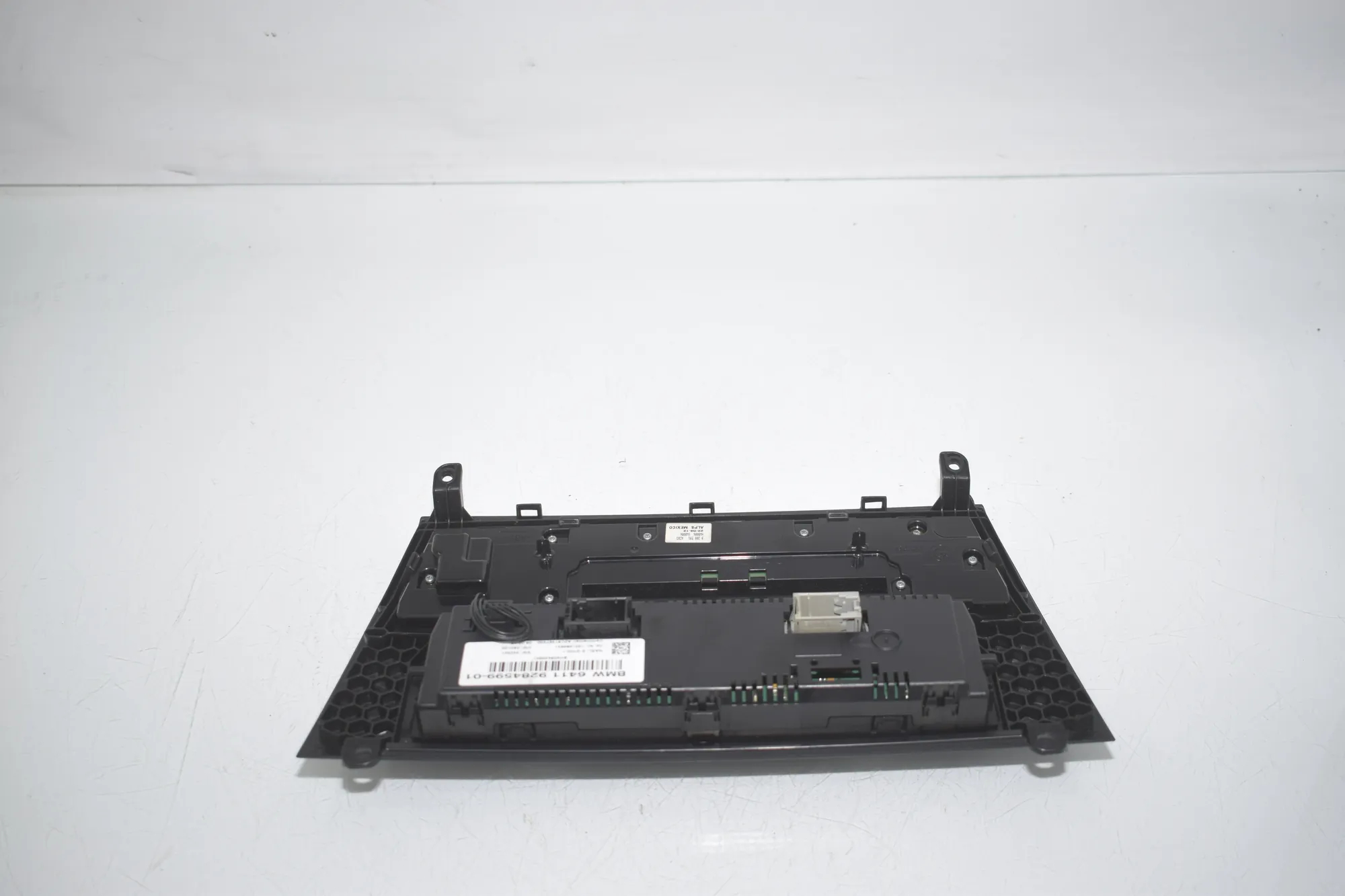 Climate Control Unit – OEM 9284599 · BMW X3 (F25) BMW X3 (F25) xDrive 30 d 2012 – 3