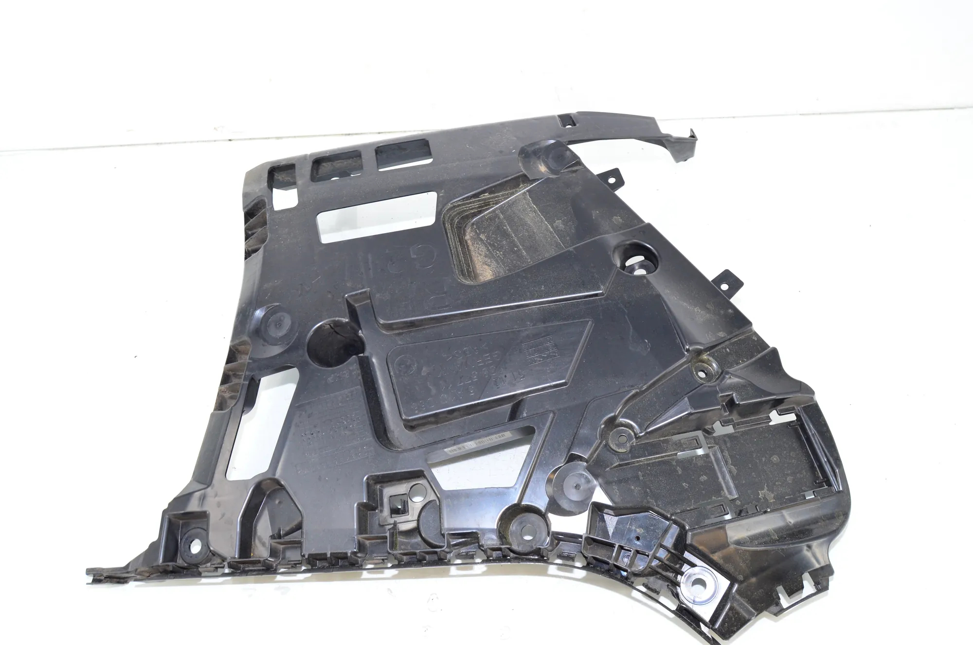 Rear Right Bumper Bracket – OEM 5A1CC66 · BMW 3 Touring (G21) (2019 - -) 320 d Mild-Hybrid 2024 – 2