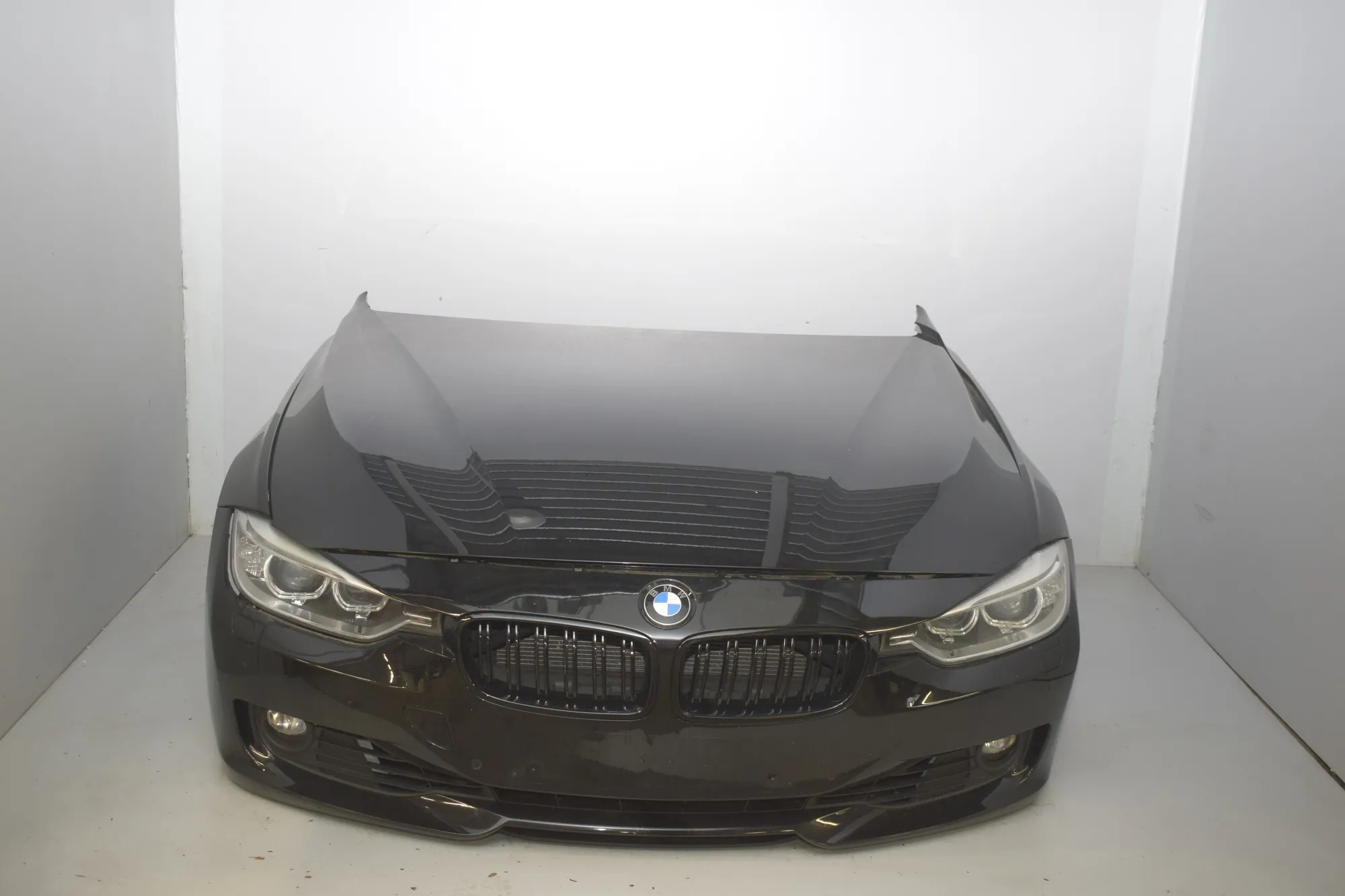 Front – OEM 8672104 · BMW 3 (F30, F80) BMW 3 (F30, F80) 320 i 2012 – 4