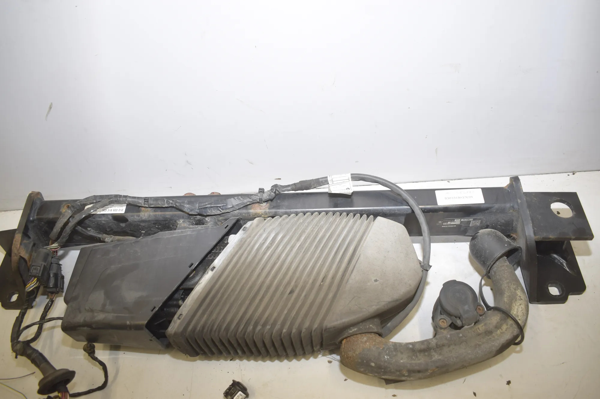 Towbar Kit – OEM 6875542 · BMW X3 (F25) BMW X3 (F25) xDrive 30 d 2012 – 4