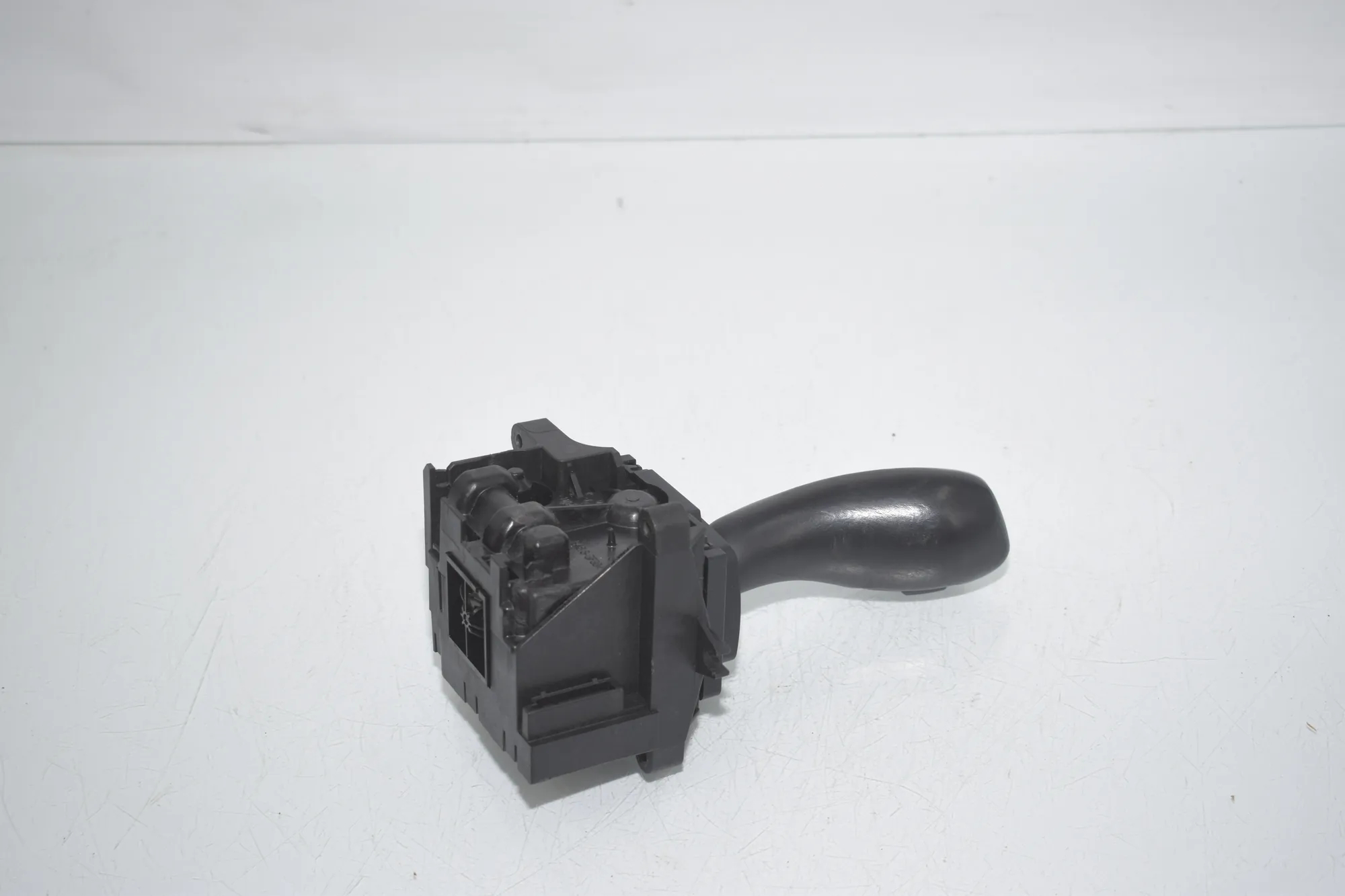 Gear Shifting Mechanism – OEM 9260972 · BMW X3 (F25) BMW X3 (F25) xDrive 30 d 2012 – 4