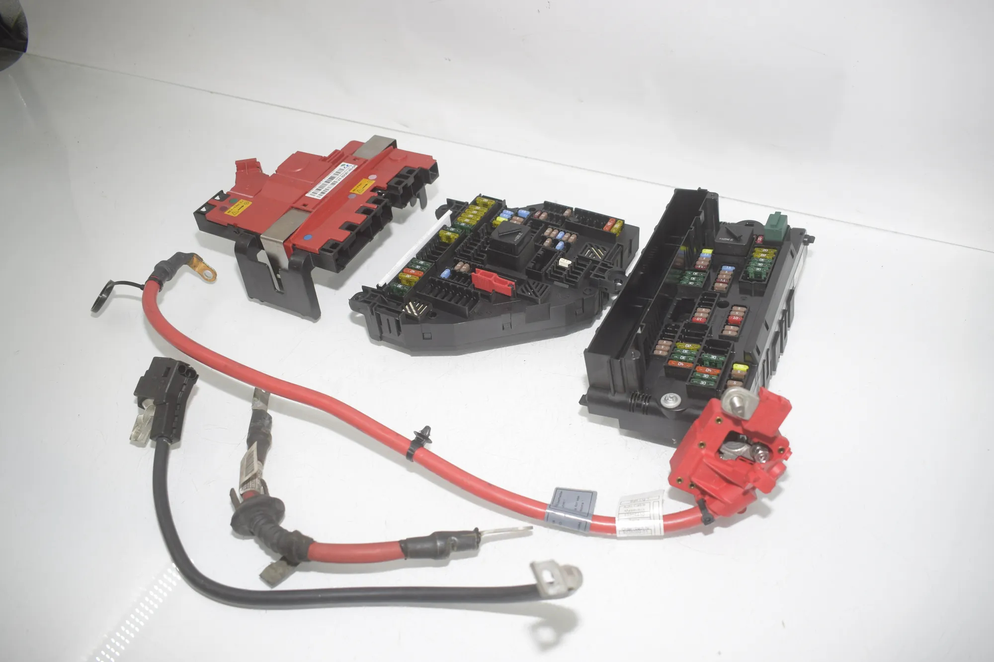 Fuse Box – OEM 9206140 · BMW X3 (F25) BMW X3 (F25) xDrive 30 d 2012 – 2