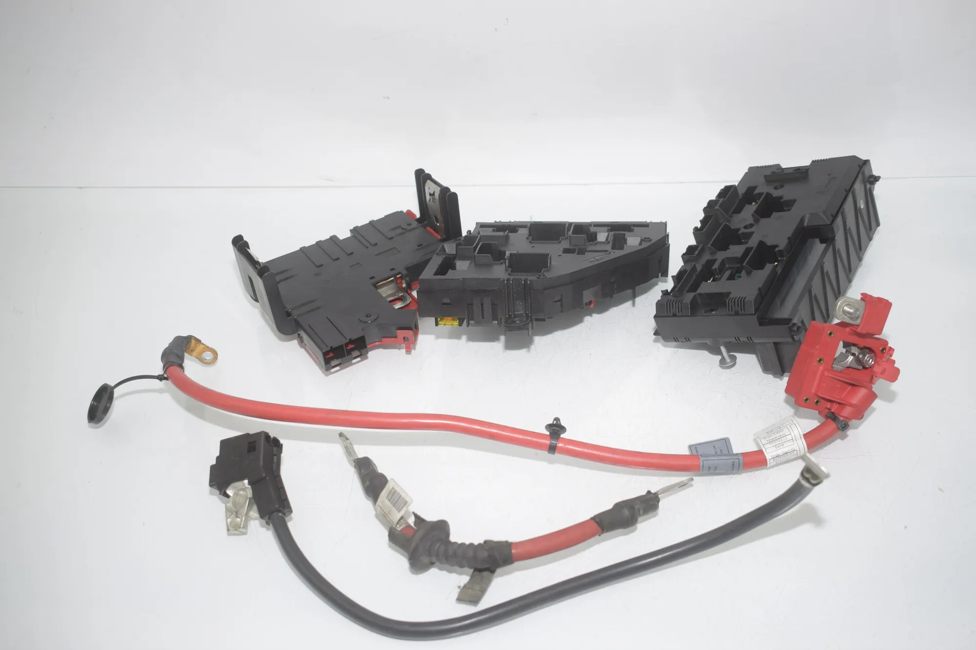 Fuse Box – OEM 9206140 · BMW X3 (F25) BMW X3 (F25) xDrive 30 d 2012 – 4