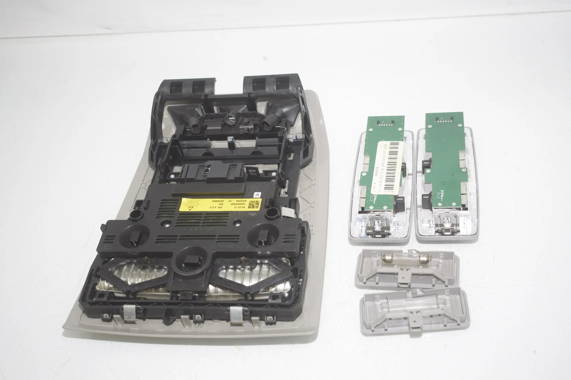 Interior Lighting – OEM 9224268 · BMW X3 (F25) BMW X3 (F25) xDrive 30 d 2012 – 3