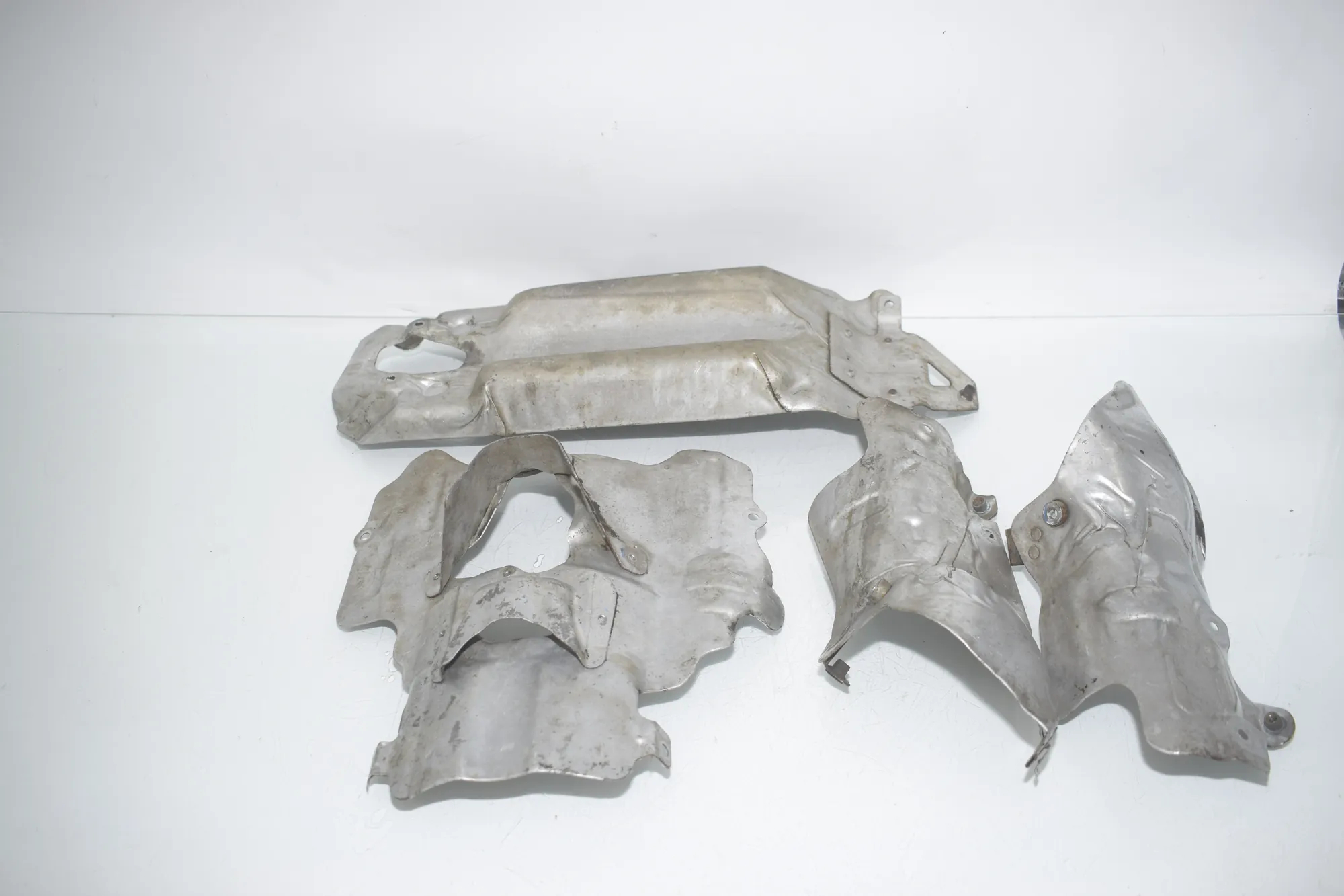 Heat Protection – OEM 7577004 · BMW 7 (F01, F02) BMW 7 (F01, F02) 750 i 2010 – 3