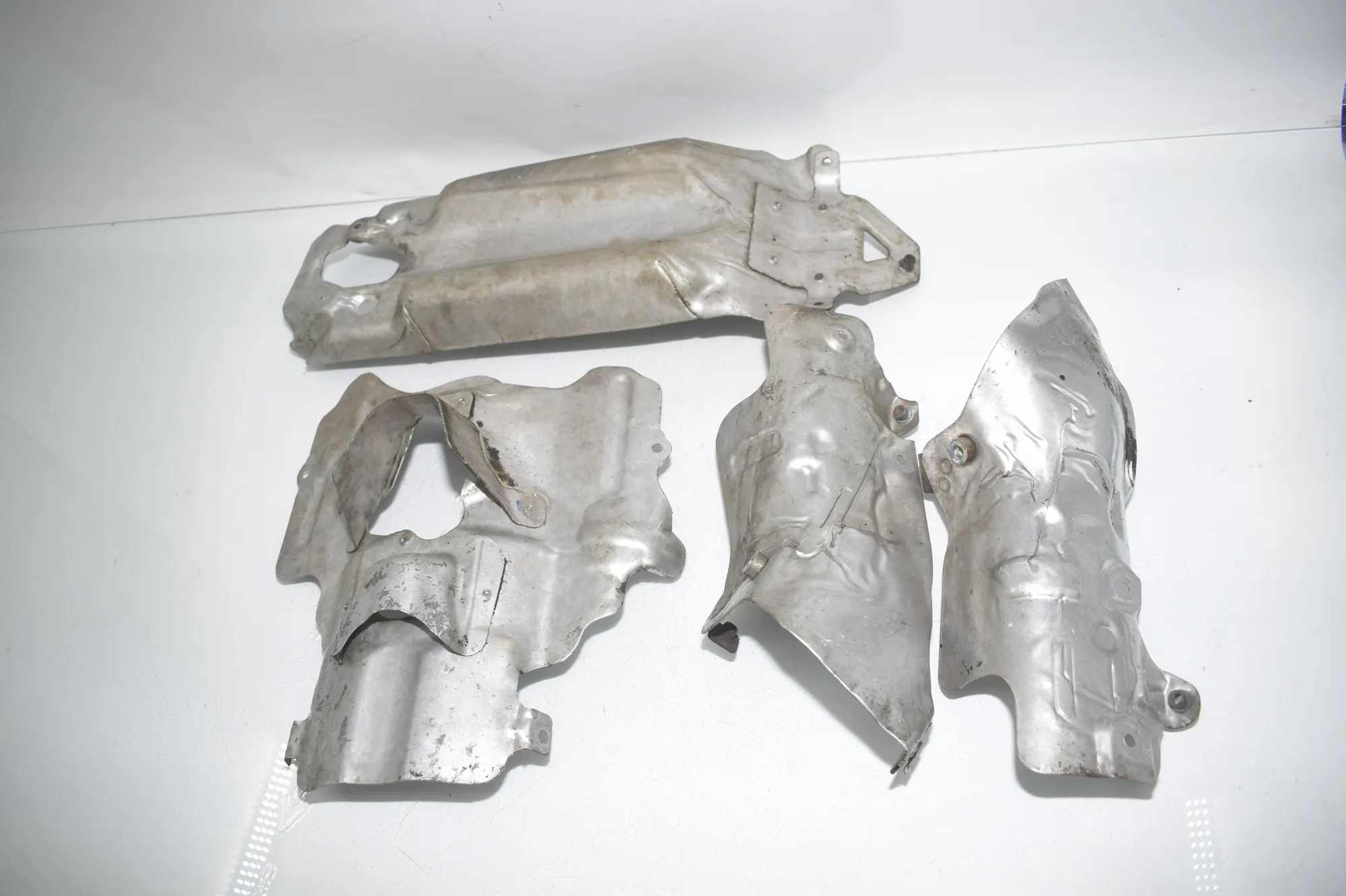 Heat Protection – OEM 7577004 · BMW 7 (F01, F02) BMW 7 (F01, F02) 750 i 2010 – 2