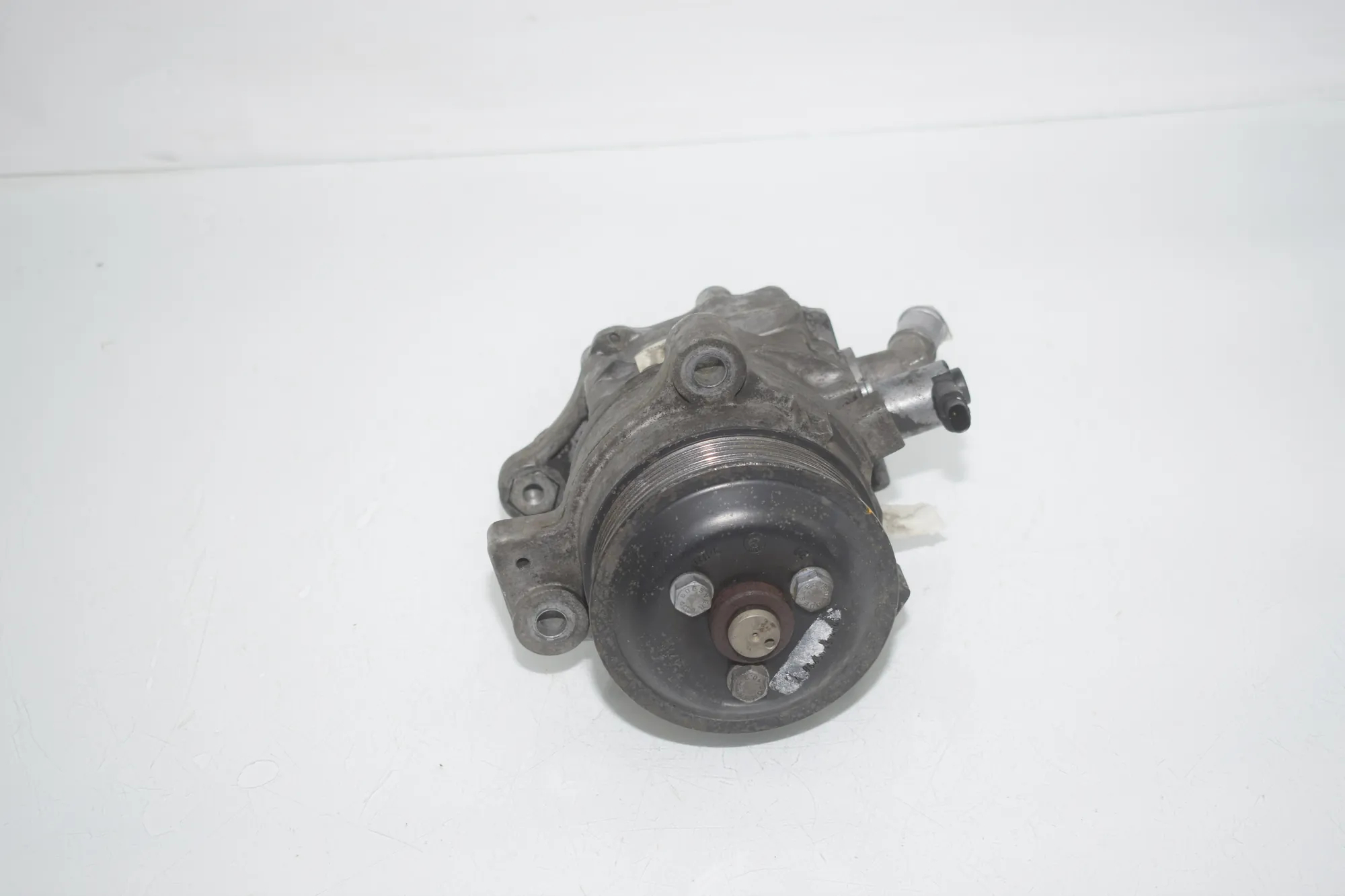 Power Steering Pump – OEM 6788906 · BMW 7 (F01, F02) BMW 7 (F01, F02) 750 i 2010
